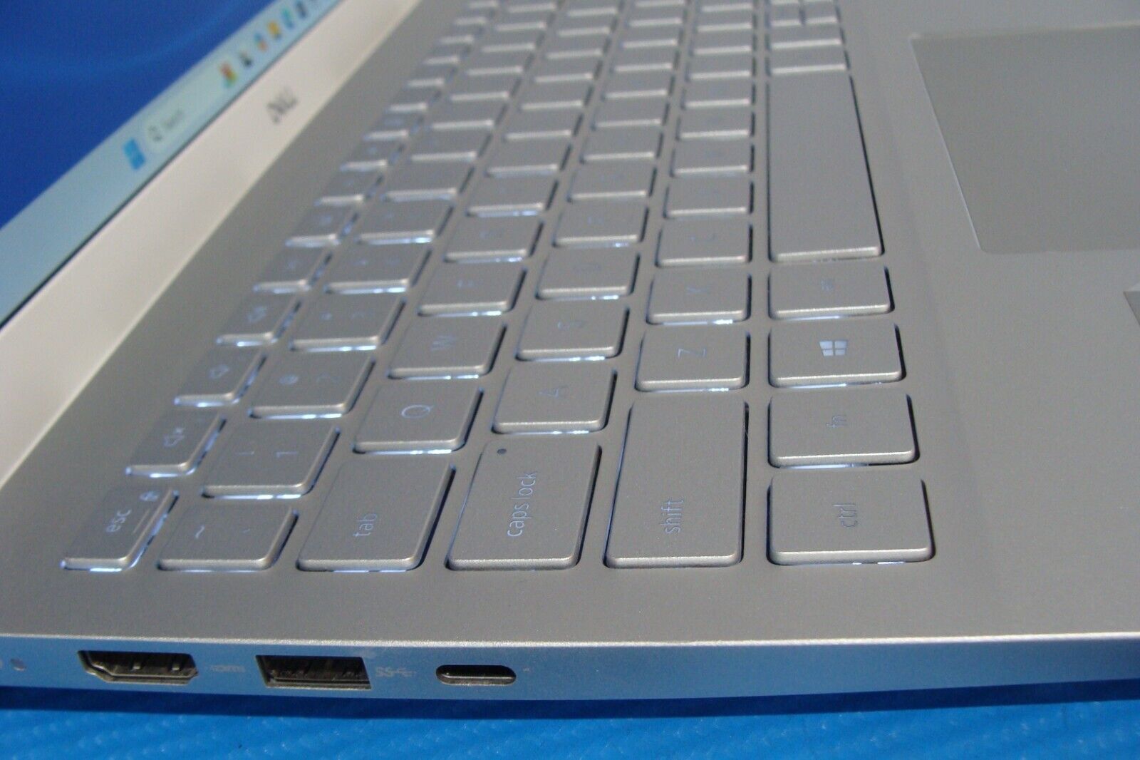 DELL Inspiron 5502 15.6