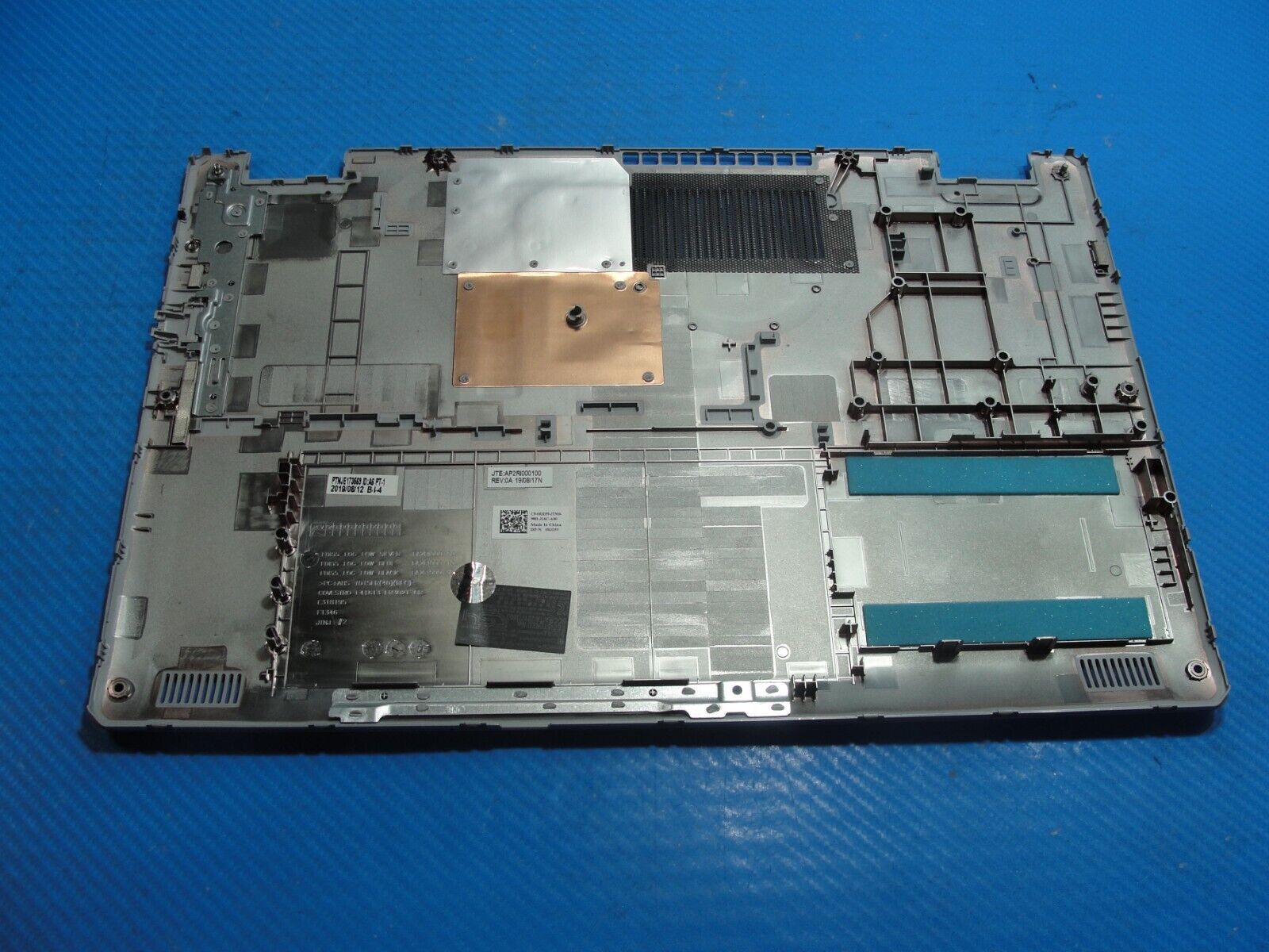 Dell Inspiron 15 5593 15.6