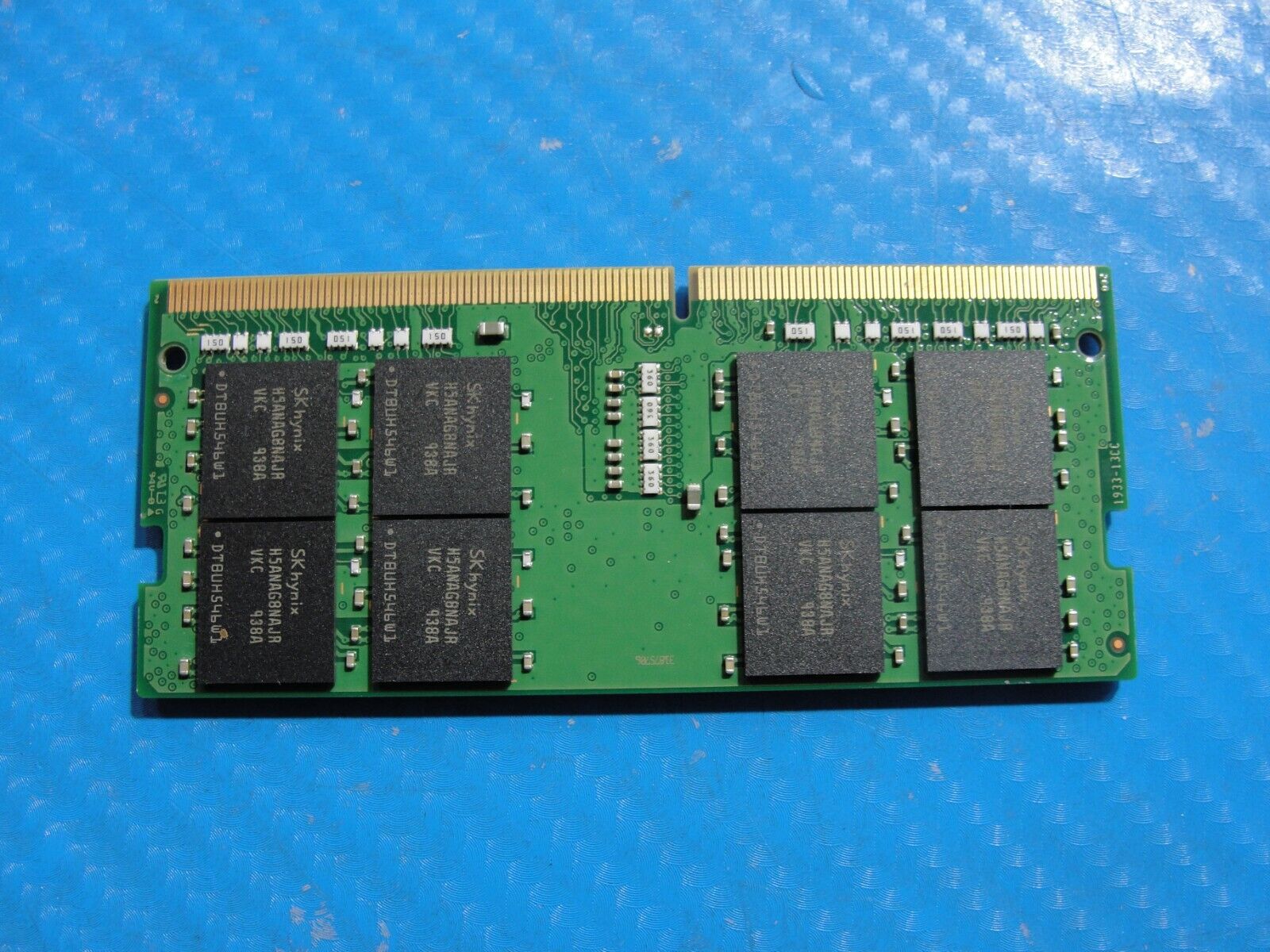 Dell 7740 SK hynix 32GB 2Rx8 PC4-2666V SO-DIMM Memory RAM HMAA4GS6AJR8N-VK