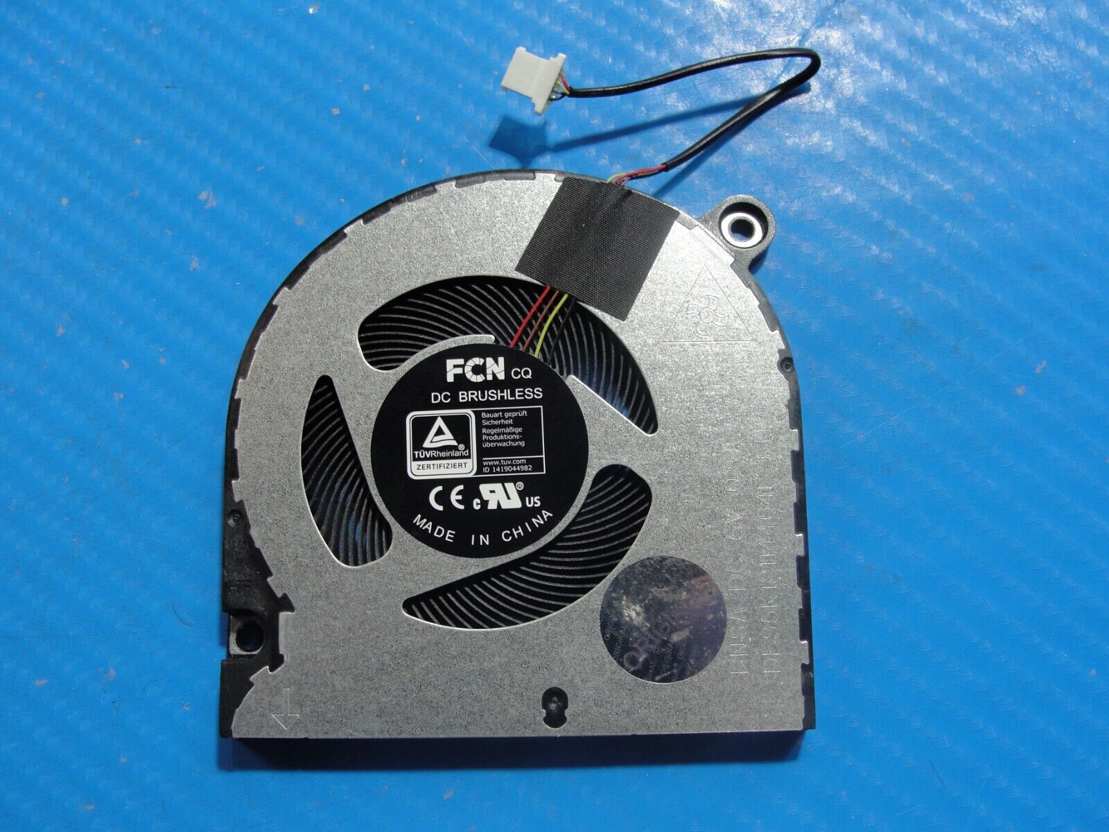 Acer Aspire Vero 15.6” AV15-51-7617 Genuine Laptop CPU Cooling Fan DC28000WOF0