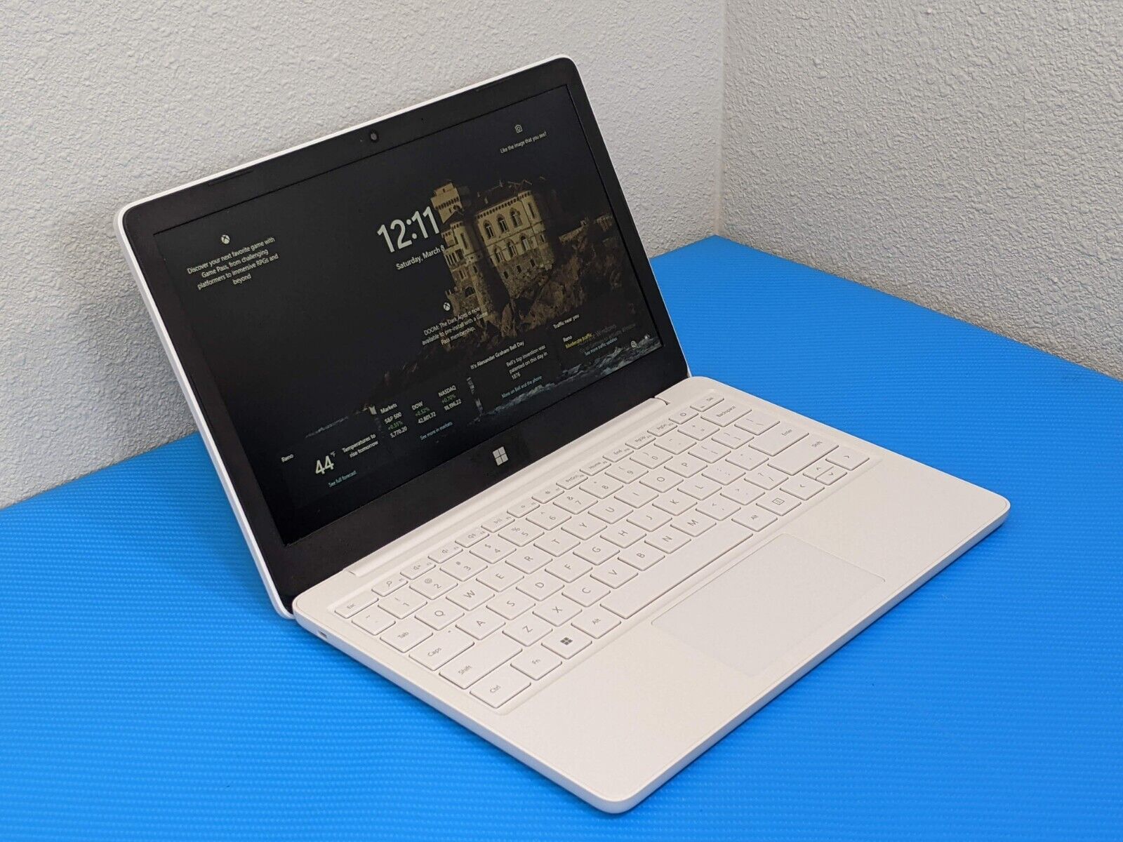 MS Surface Laptop SE 2016 11.6