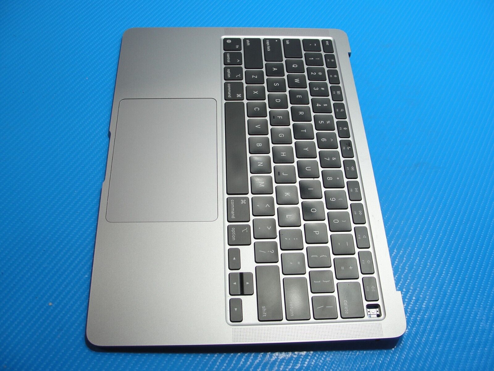 MacBook Air A2337 2020 MGN63LL/A 13