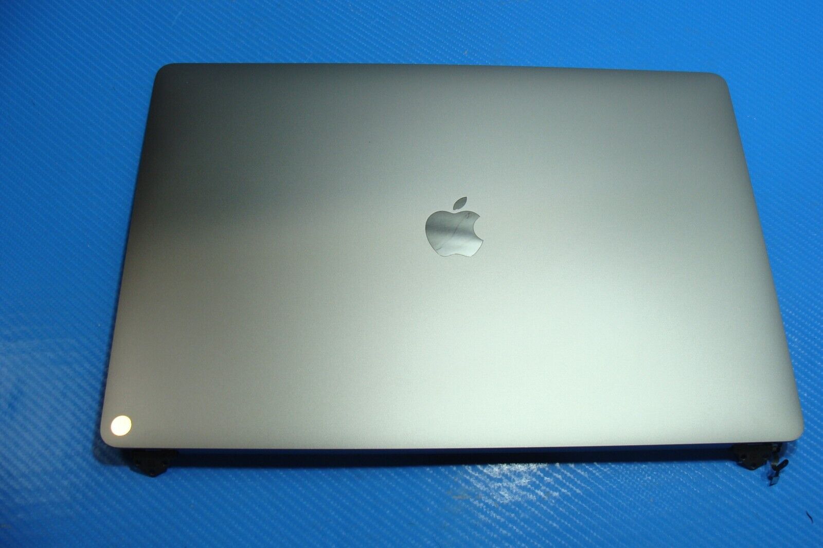 MacBook Pro 16