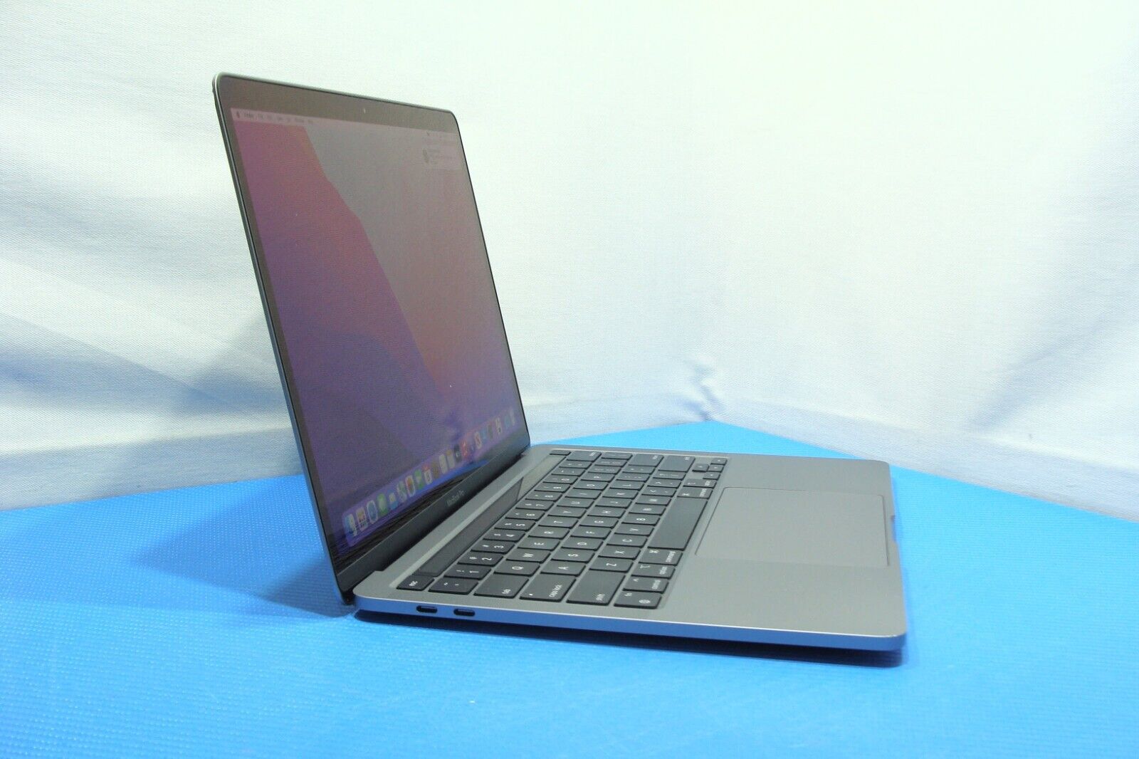 Apple MacBook Pro 13