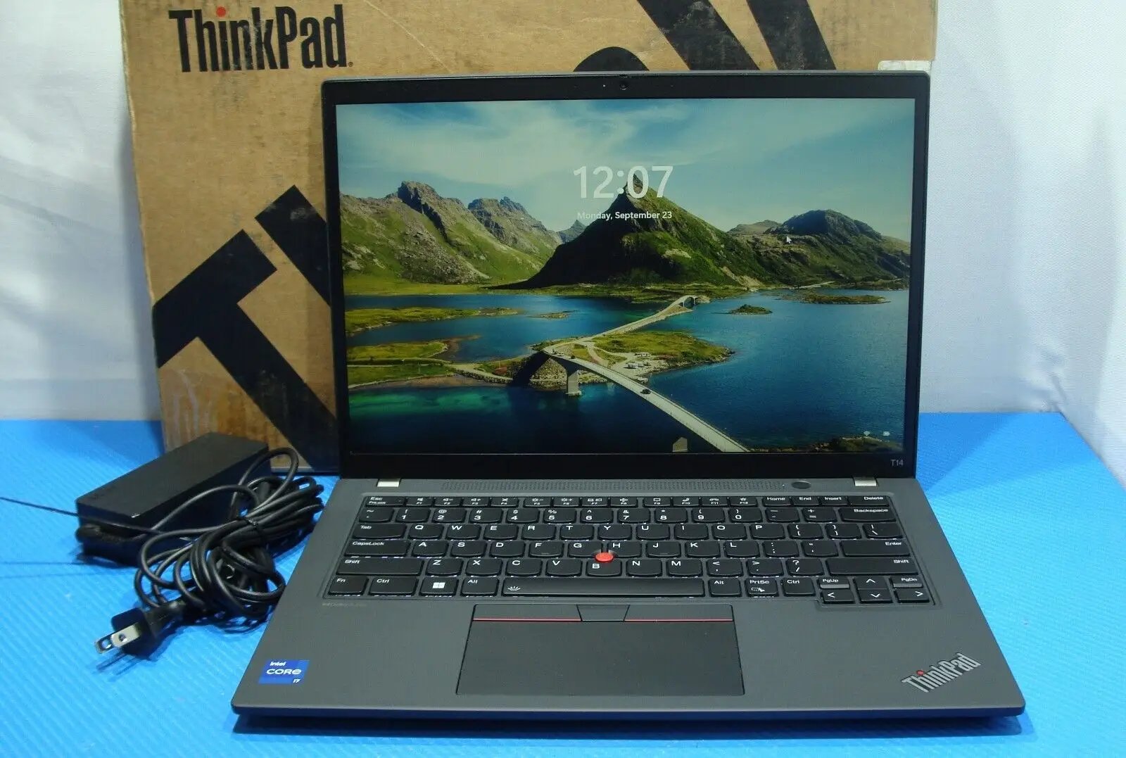 Lenovo ThinkPad T14 Gen4 14