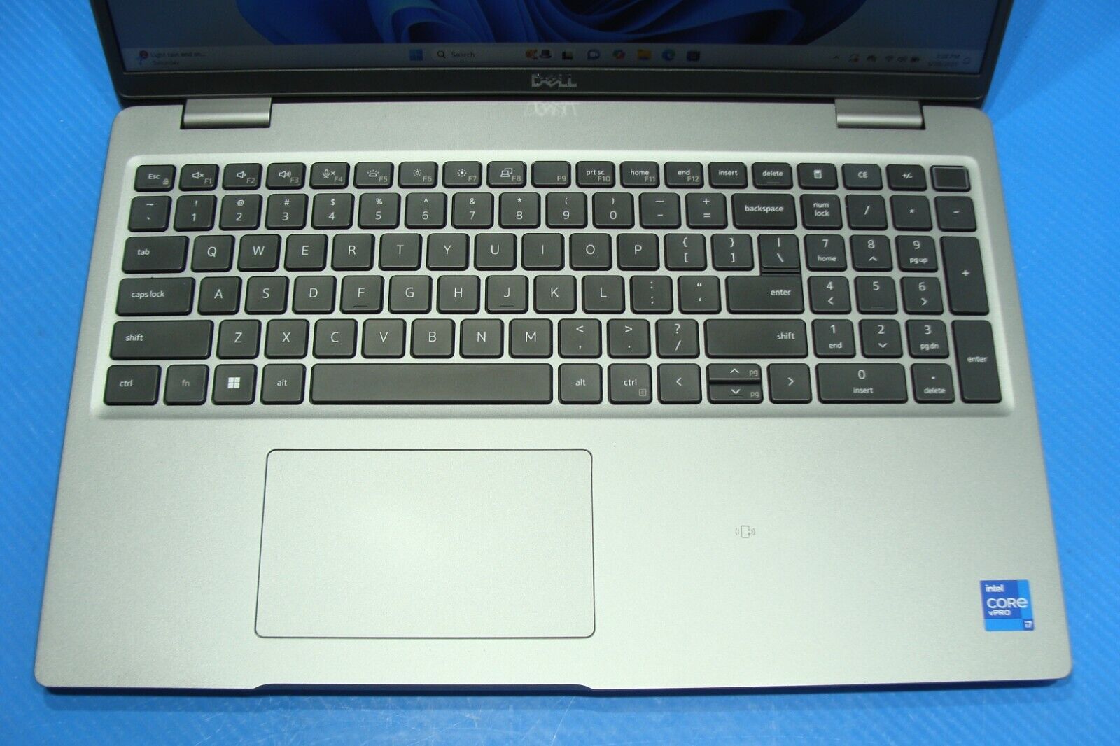 Dell Latitude 5520 Laptop vPRO i7-1185G7 3GHz 15.6