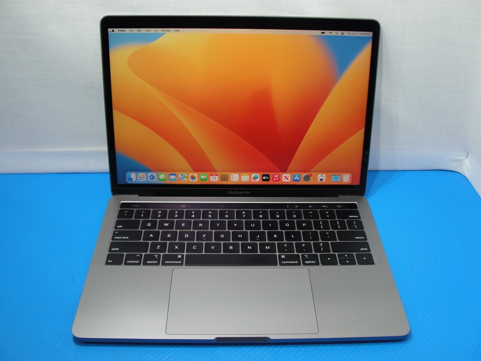 Apple MacBook Pro 13 2018 A1989 Core i5-8259U 256GB SSD 8GB 177 cycles!!