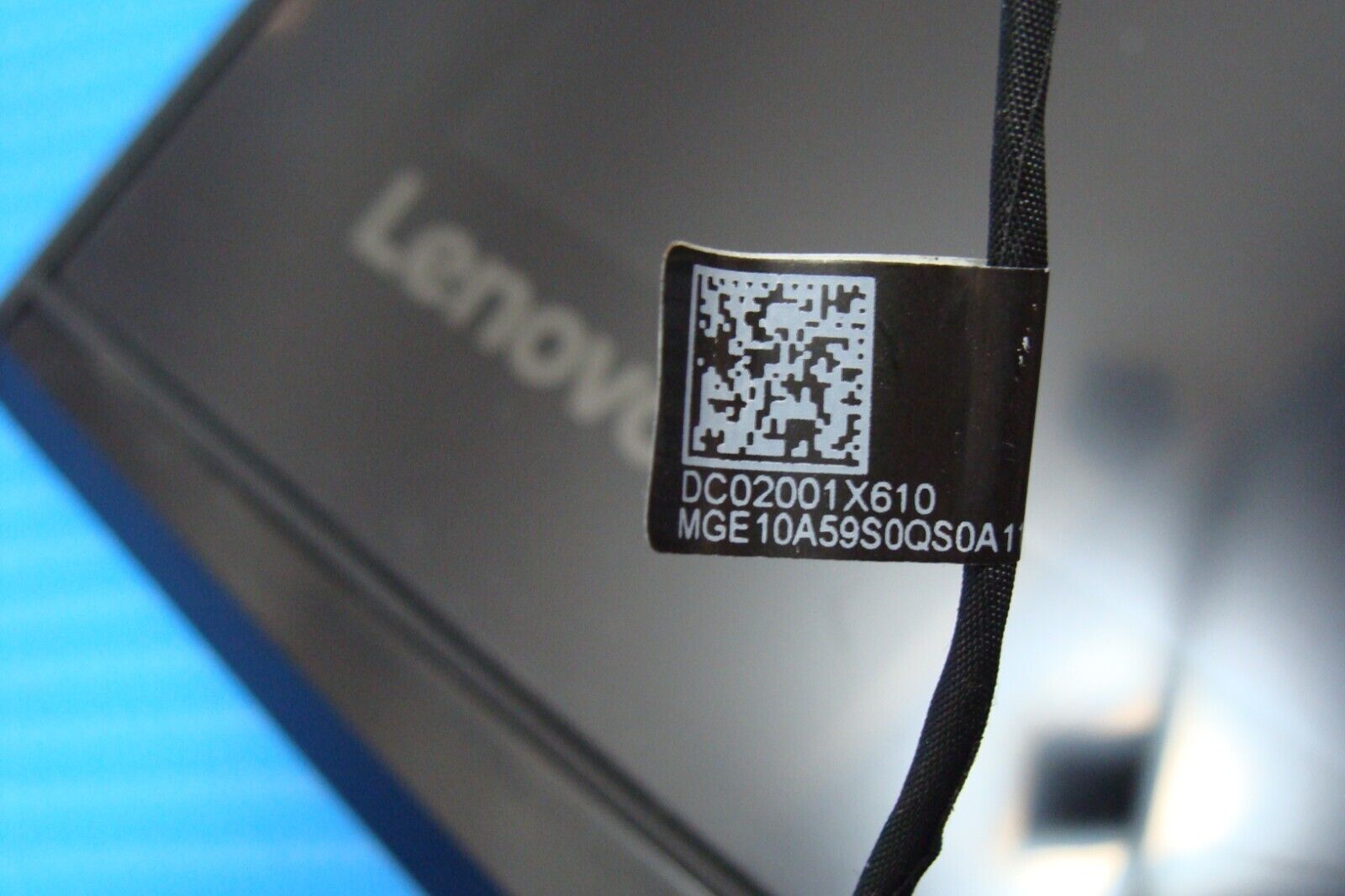 Lenovo IdeaPad Y700-15ISK 15.6