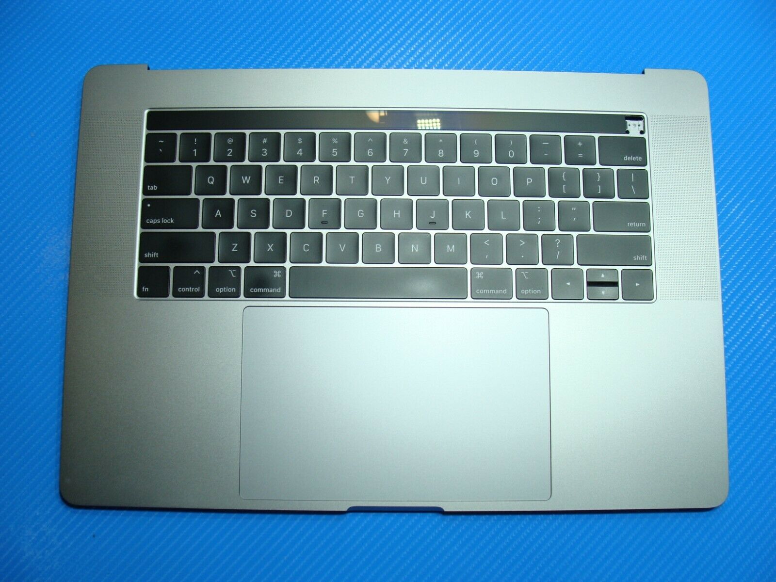 $189.99 | MacBook Pro A1990 15