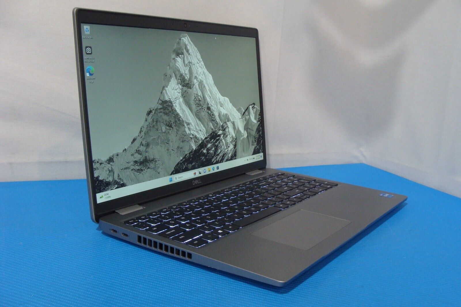 Dell Precision 3560 15.6