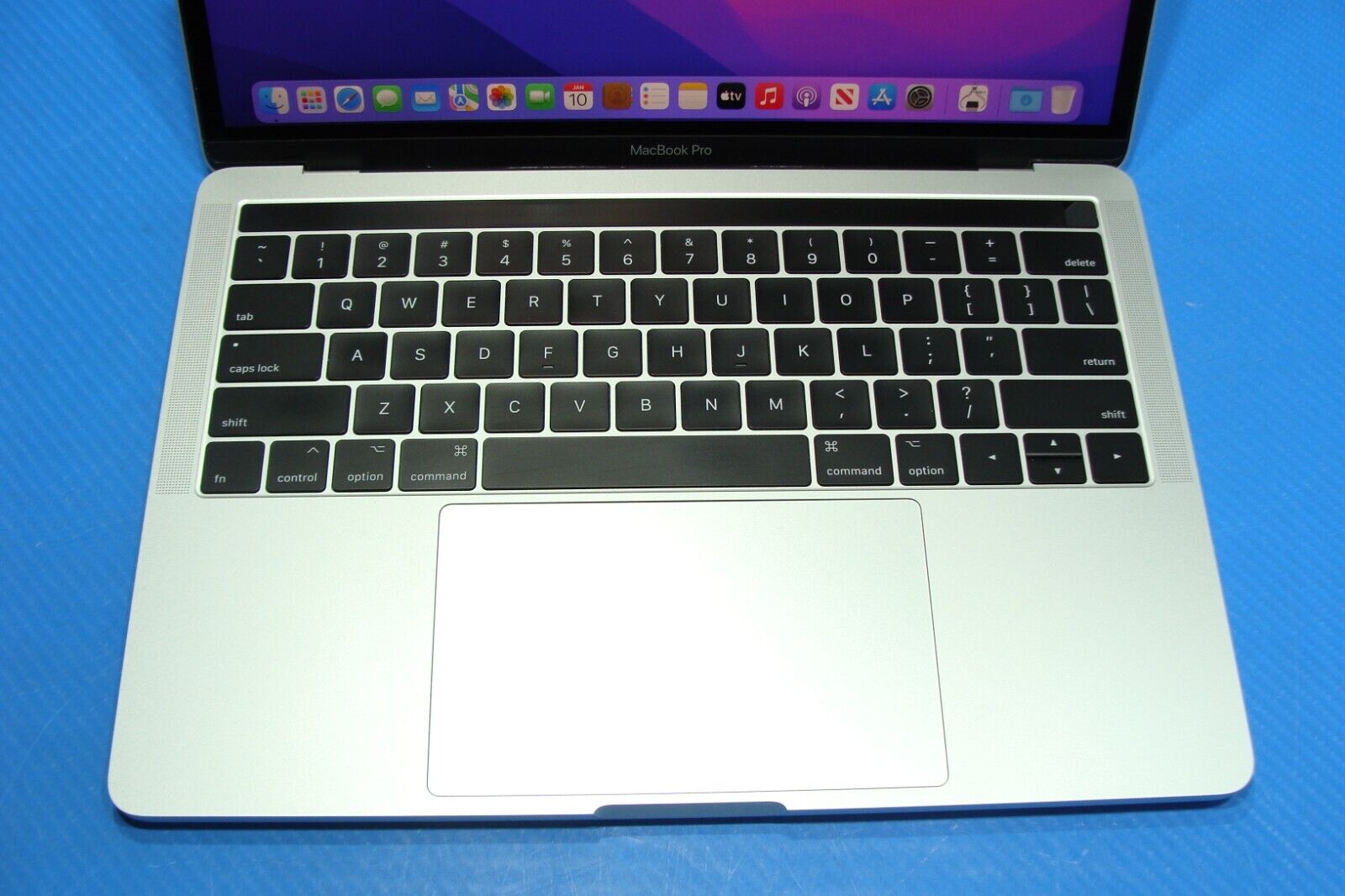 Apple MacBook Pro 13 A1706 Mid-2017 Core i5-7267U 3.1GHz 8GB 1TB Monterey