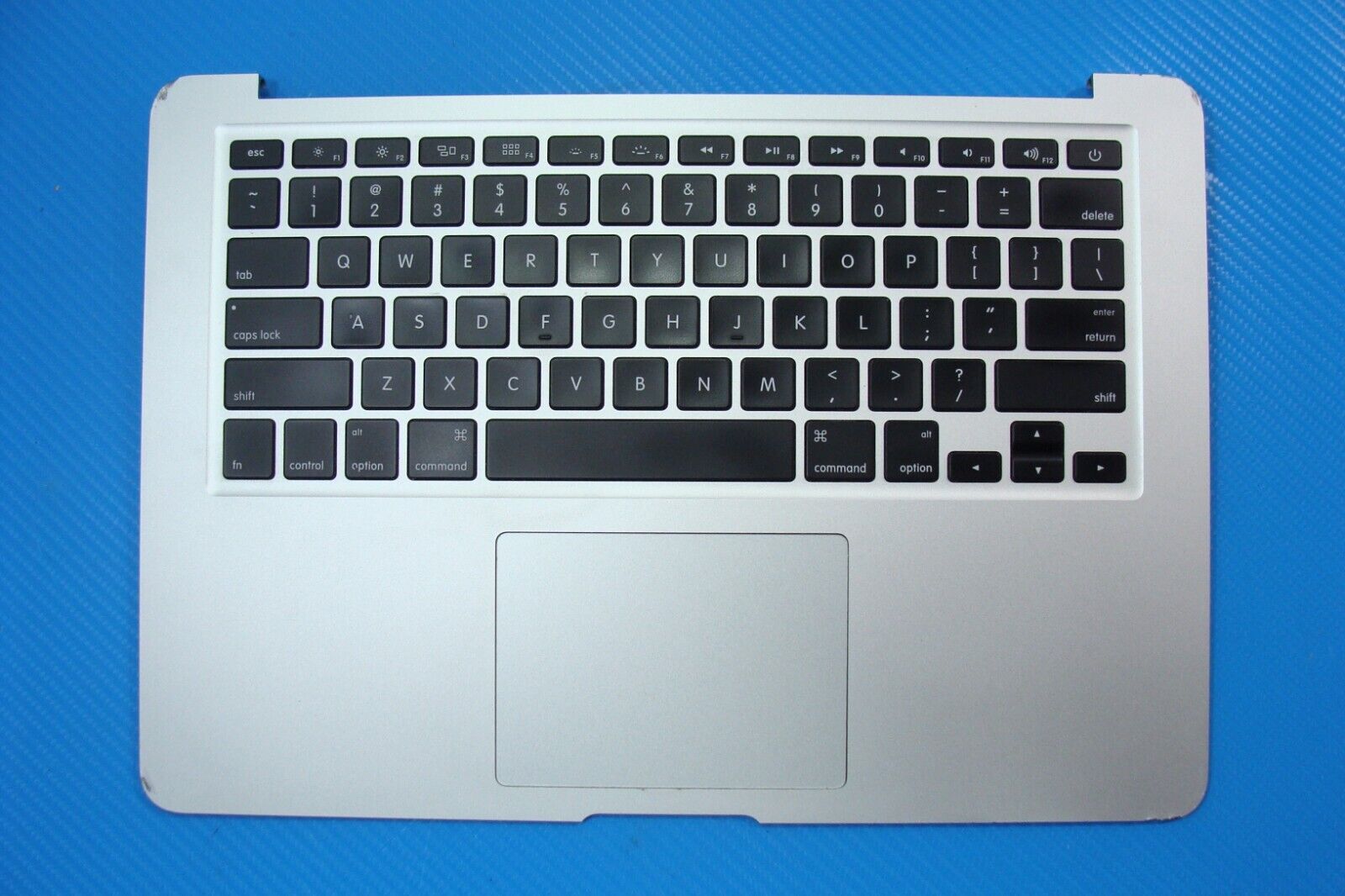 MacBook Air A1466 Mid 2017 MQD32LL/A 13