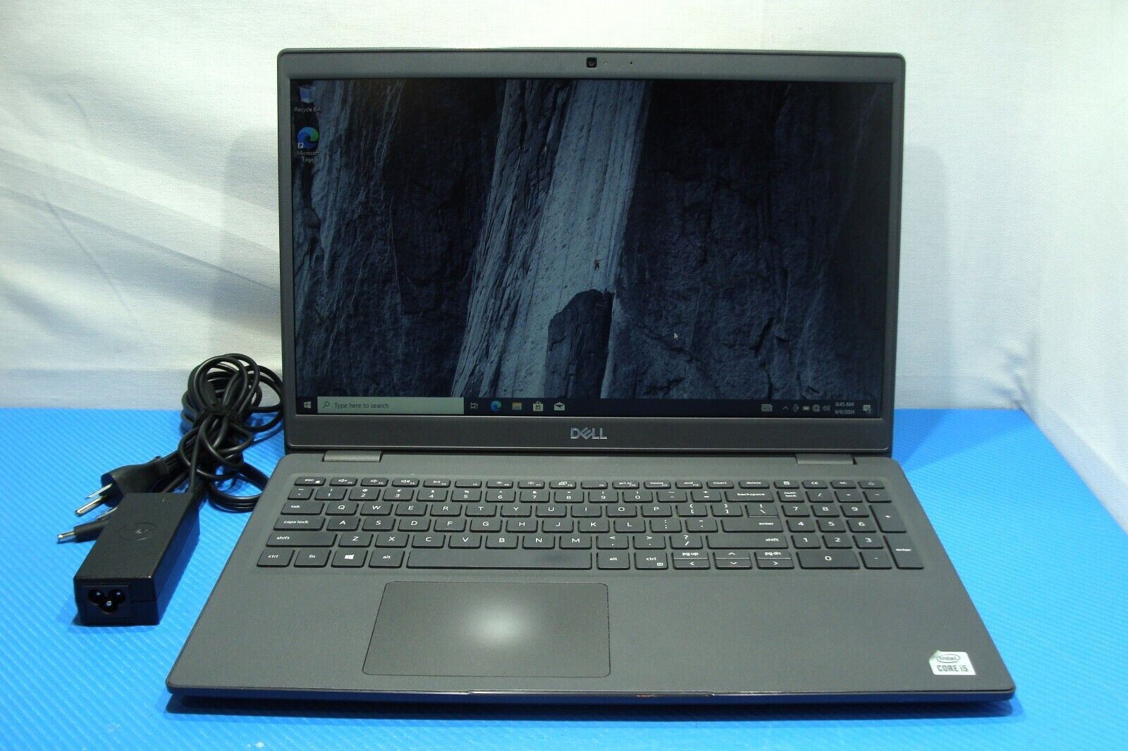 Dell Latitude  3510 15.6