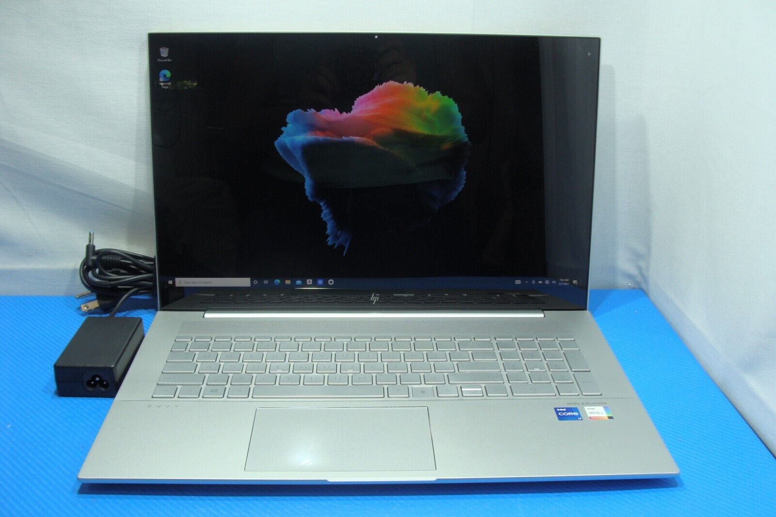 HP ENVY 17m-ch0013dx 17.3