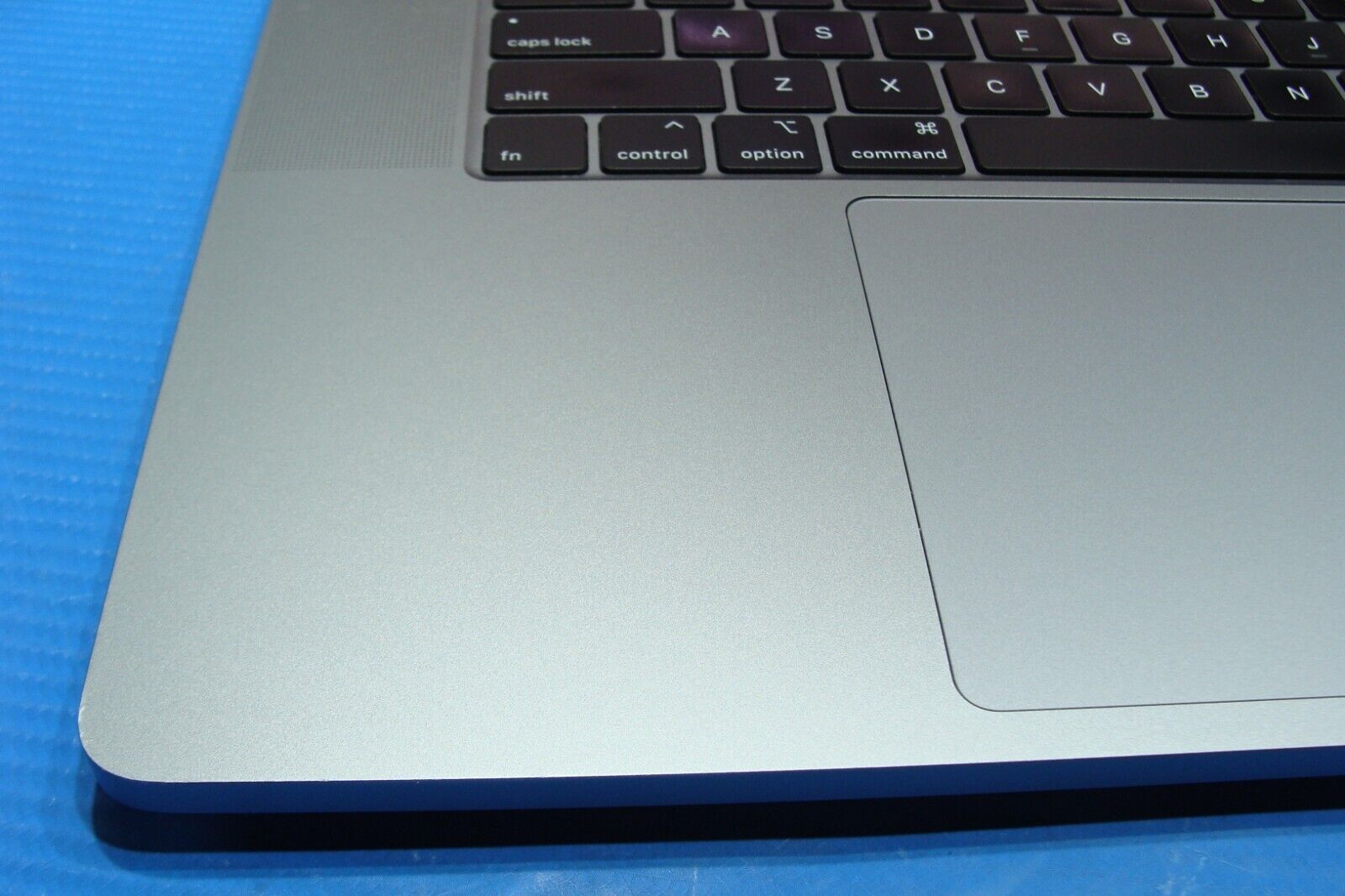 Apple MacBook Pro A2141 (2019) 16