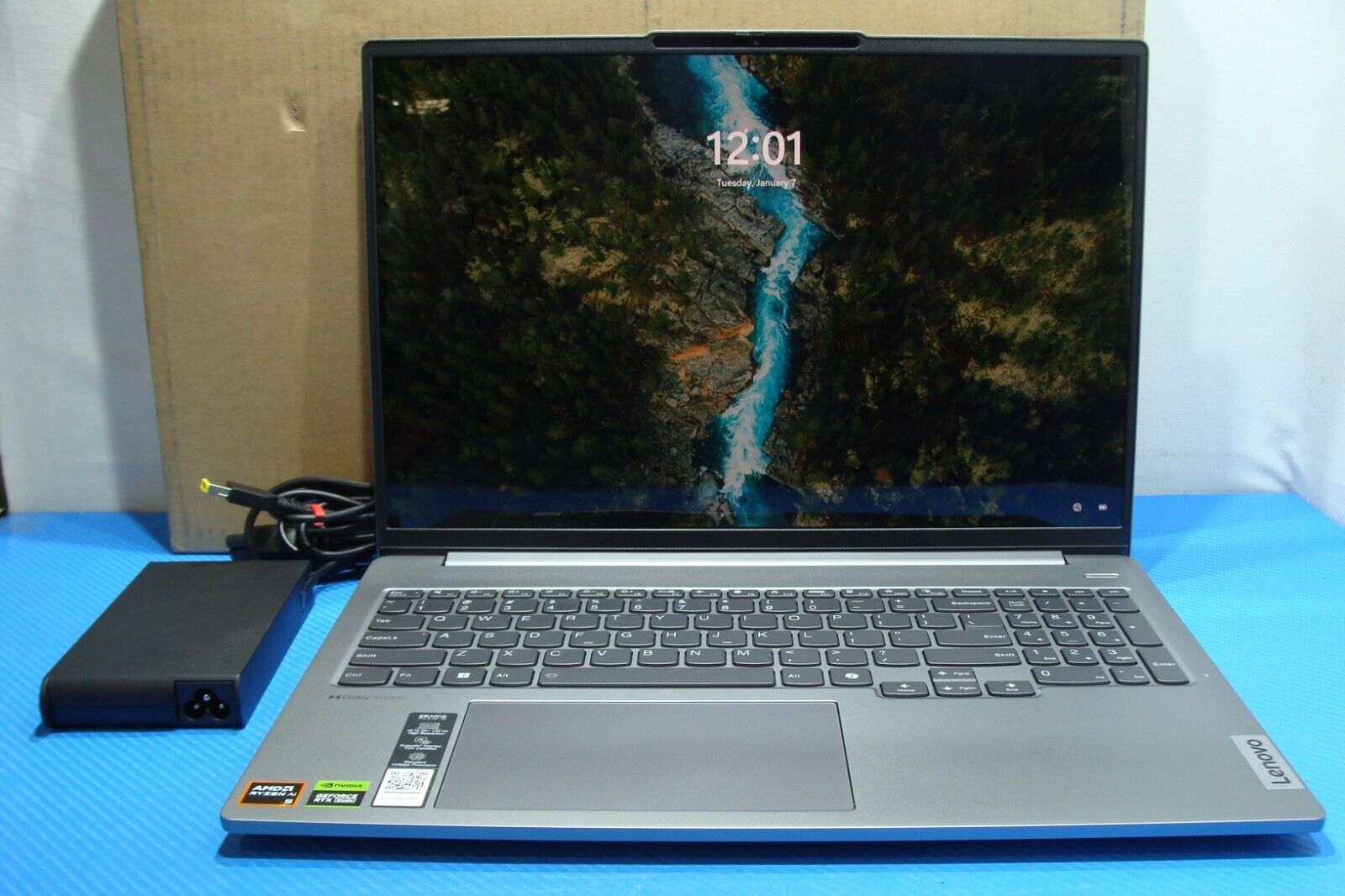 Lenovo IdeaPad Pro 5 16AHP9 16