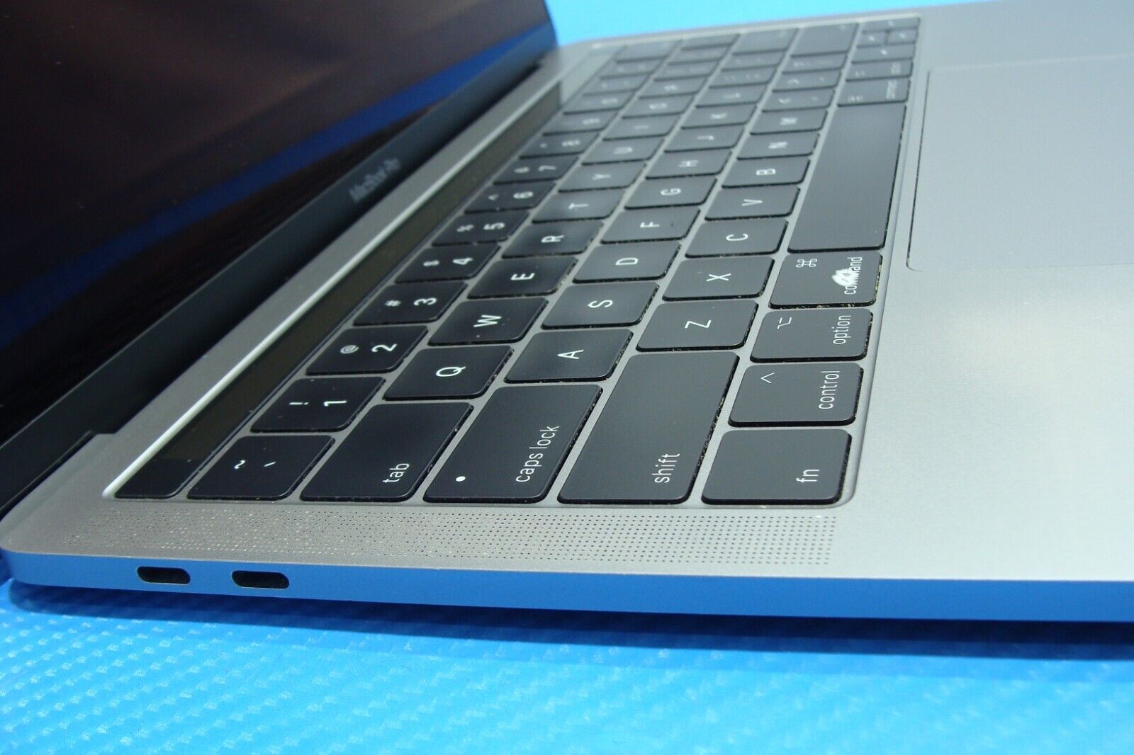 Apple MacBook Pro 13