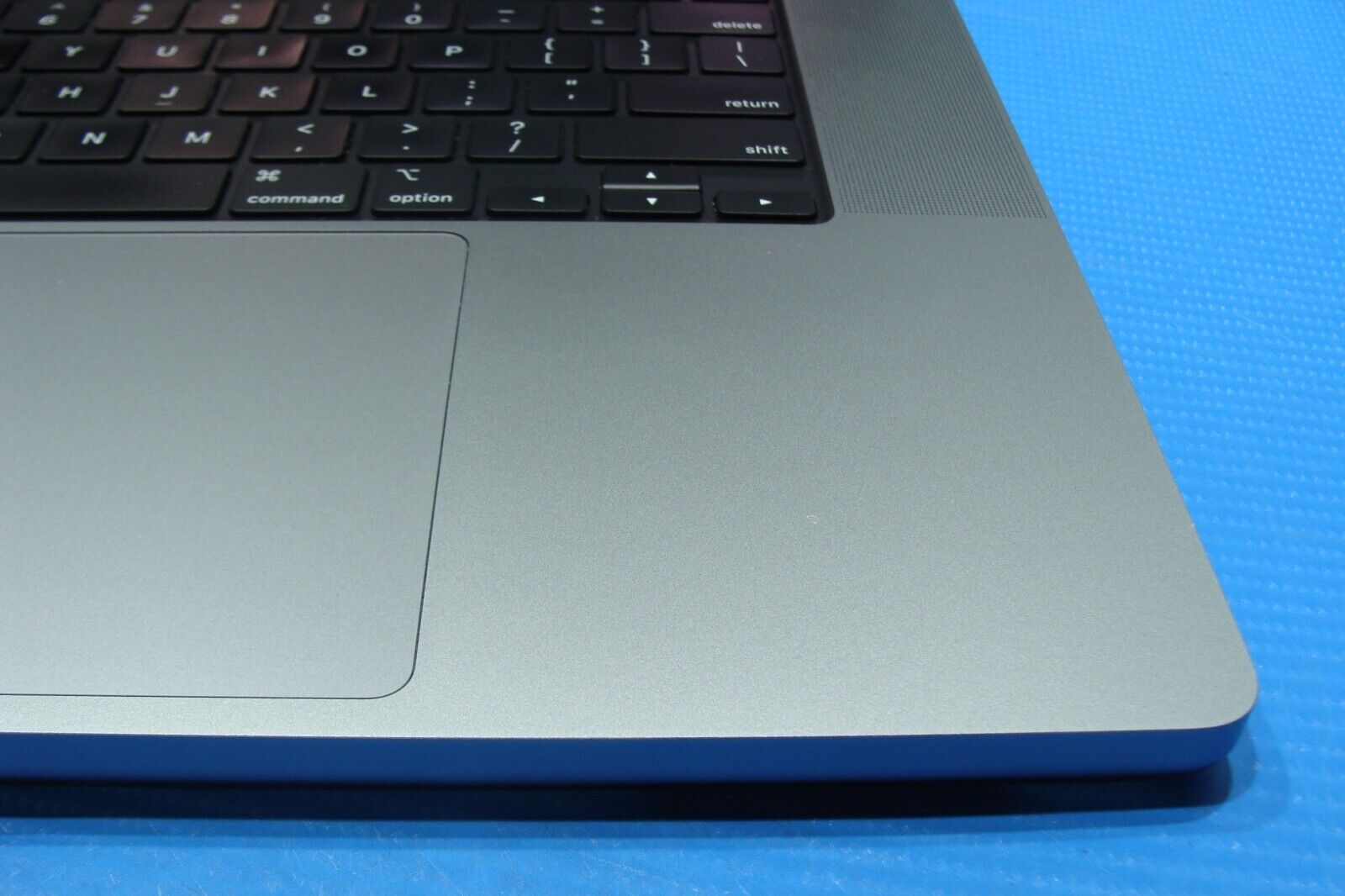 Apple MacBook Pro 16