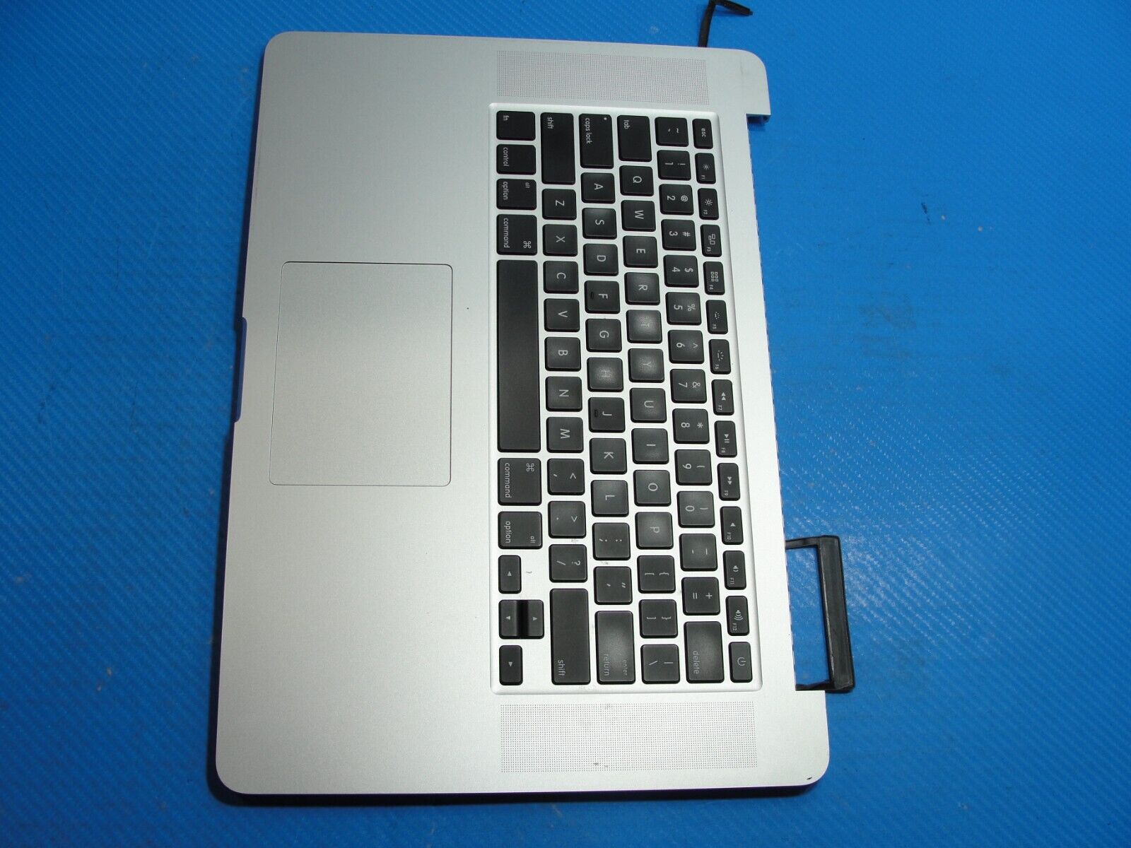 MacBook Pro 15” A1398 Late 2013 ME293LL/A Top Case Palmrest NO Battery 661-02536