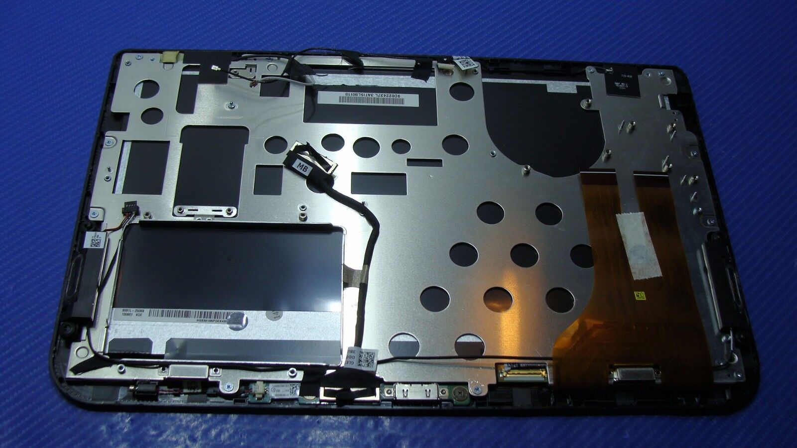 Toshiba Satellite Click 13.3