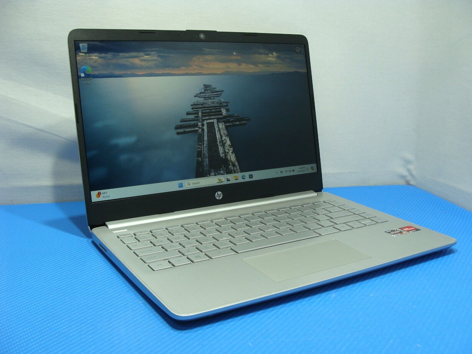 HP Laptop 14-fq1097nr 14