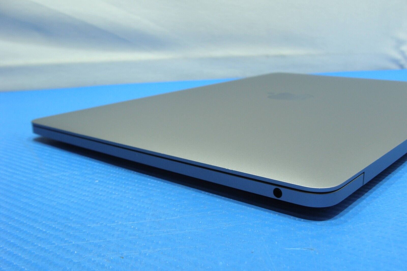 Apple MacBook Pro 13