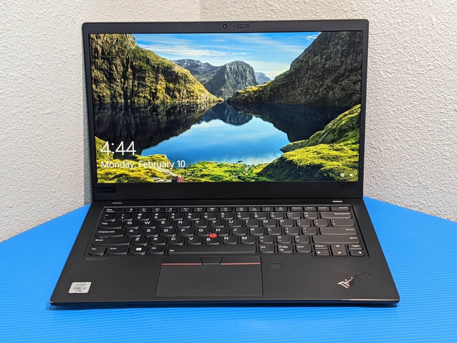 Lenovo ThinkPad X1 Carbon Gen 8 14