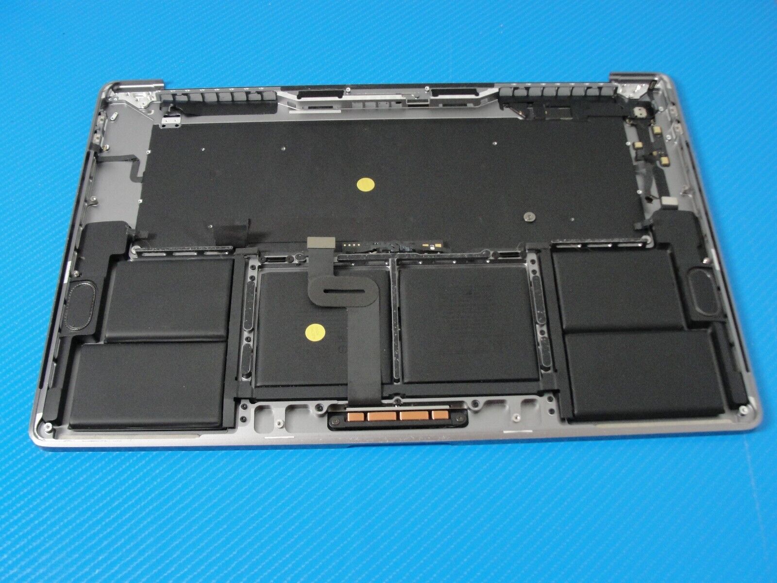 MacBook Pro A2141 Late 2019 MVVJ2LL/A 16