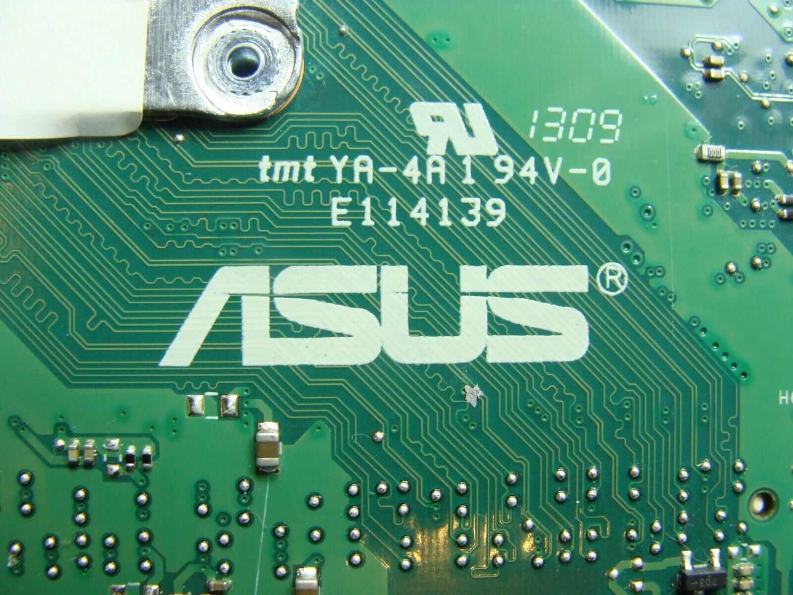 Asus Q400A-BH17N03 14