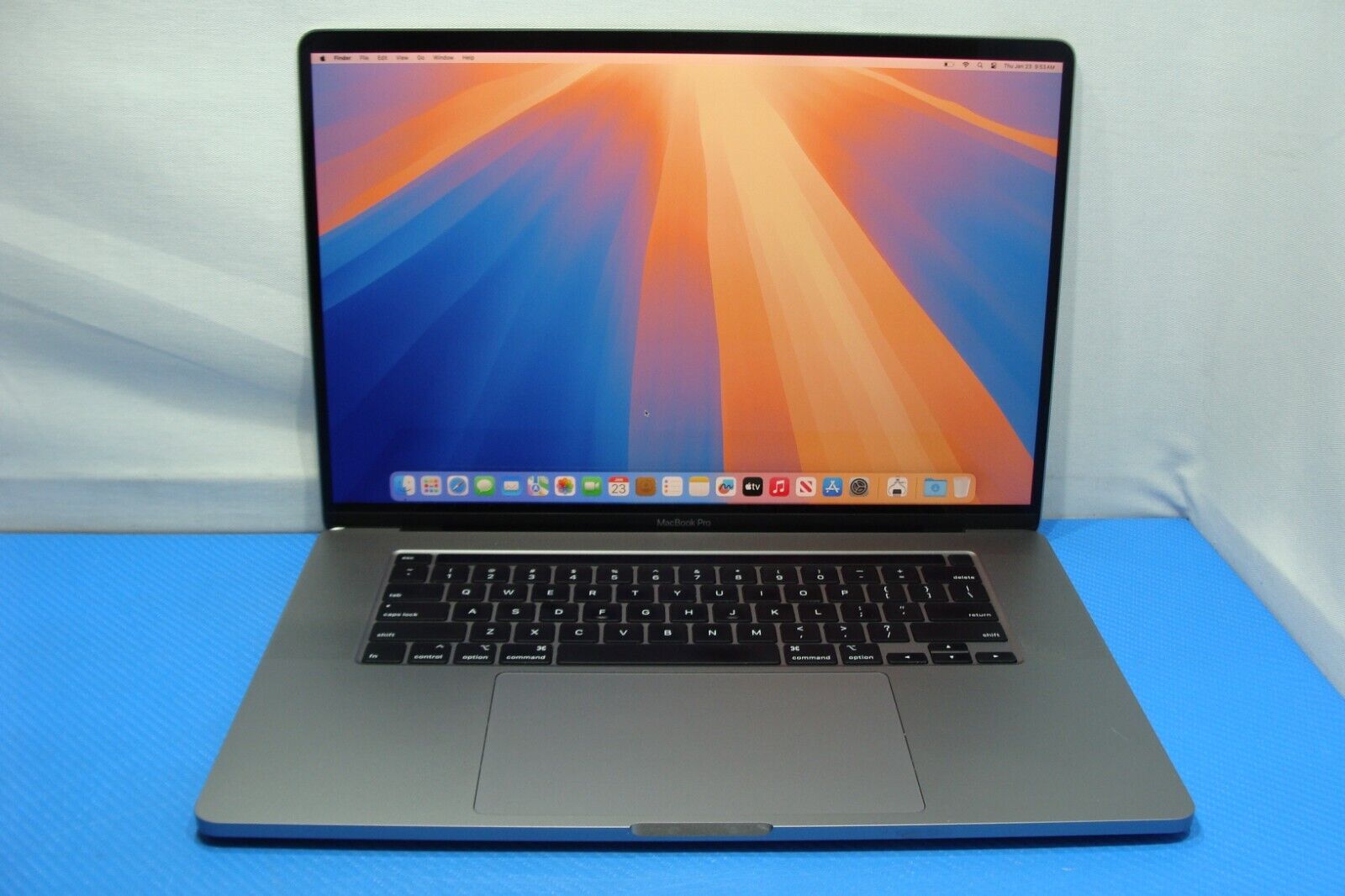 Apple MacBook Pro A2141 i9-9980HK 2.4GHz 32GB 1TB Pro 5300M OS Sequoia 151cycles