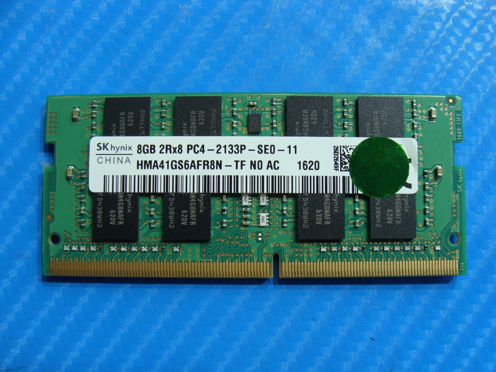 Dell E7470 SK Hynix 8GB 2Rx8 PC4-2133P Memory RAM SO-DIMM HMA41GS6AFR8N-TF