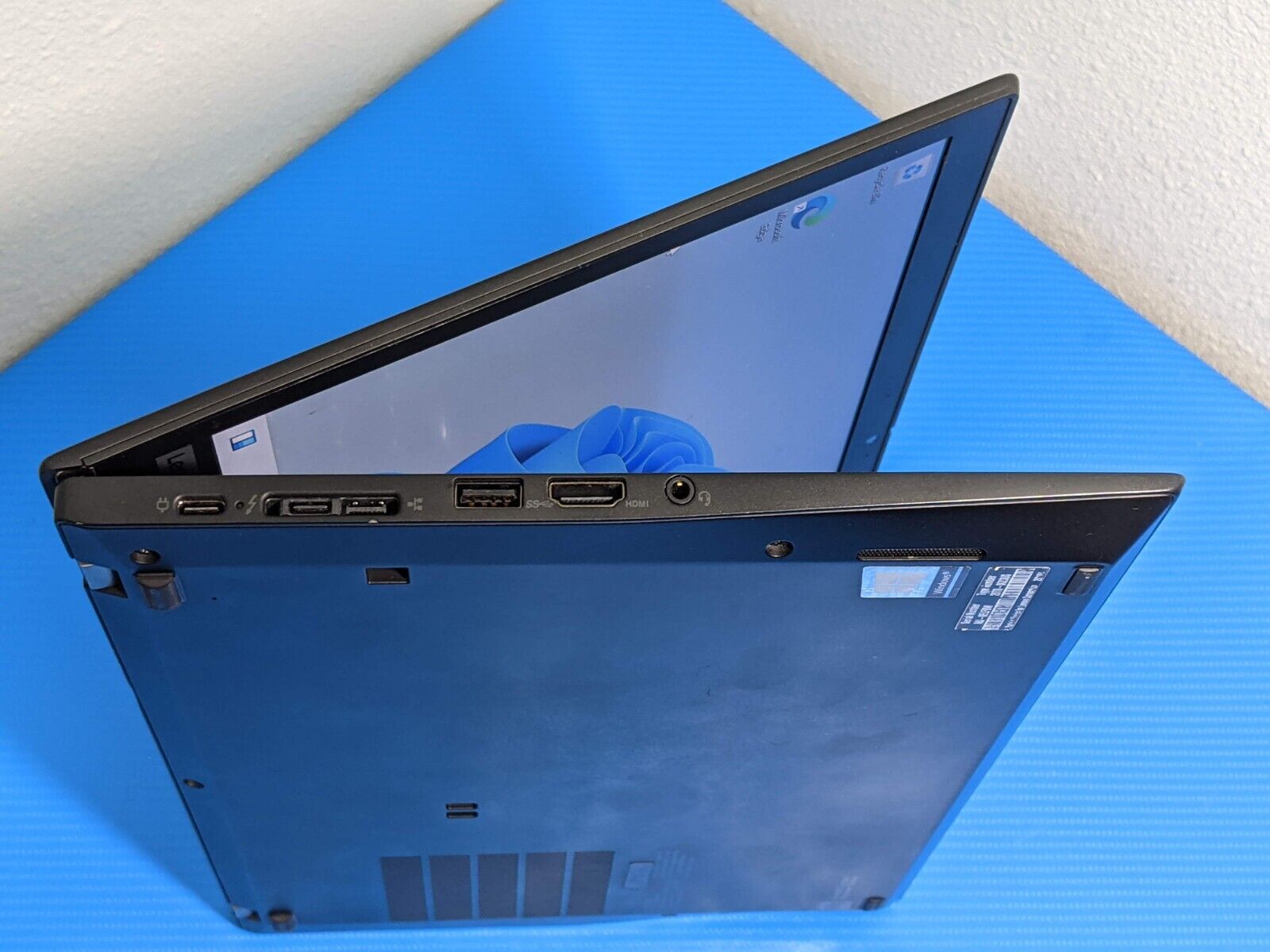 Lenovo ThinkPad T14s Gen 1 14