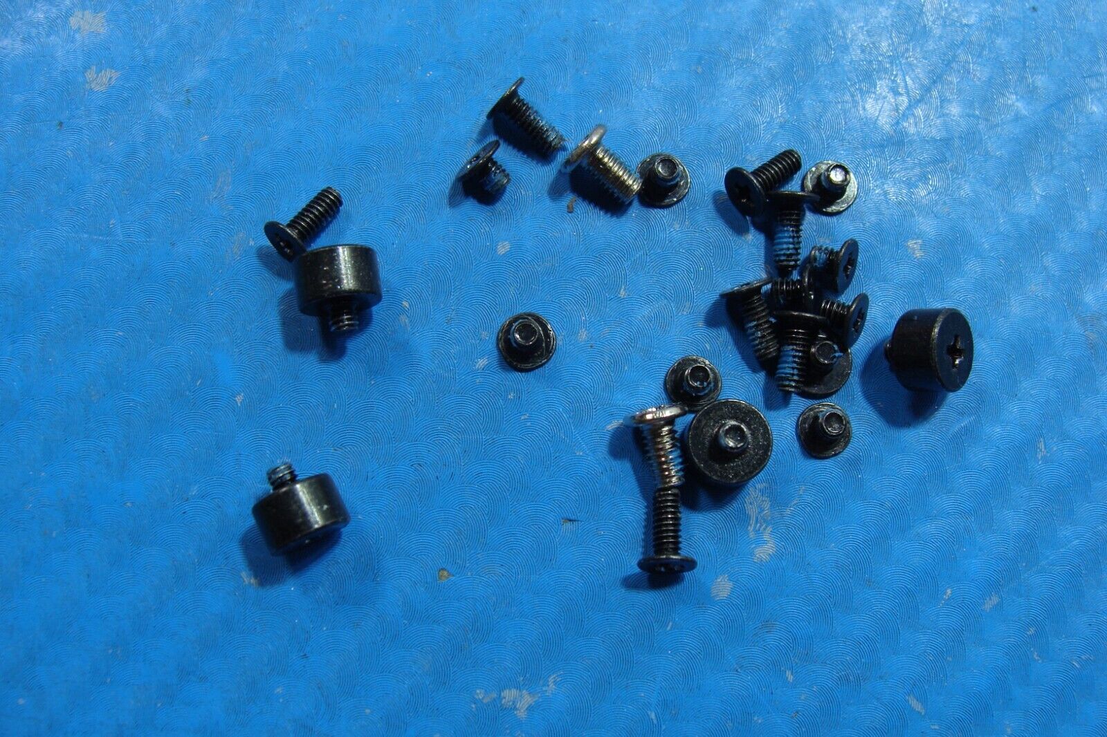 Lenovo ThinkPad 14” X1 Yoga 2nd Gen OEM Screw Set Screws for Repair ScrewSet