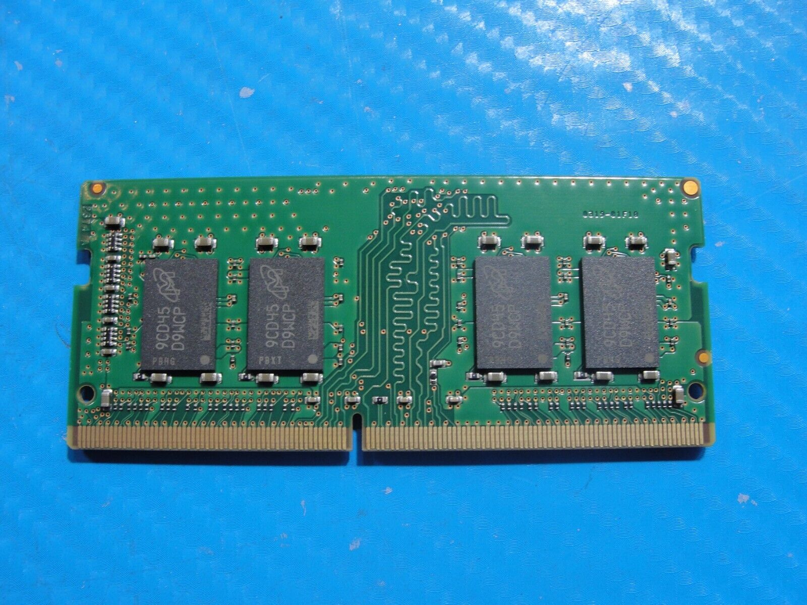 Dell 15 5593 Micron 8GB 1Rx8 PC4-2666V Memory RAM SO-DIMM MTA8ATF1G64HZ-2G6D1