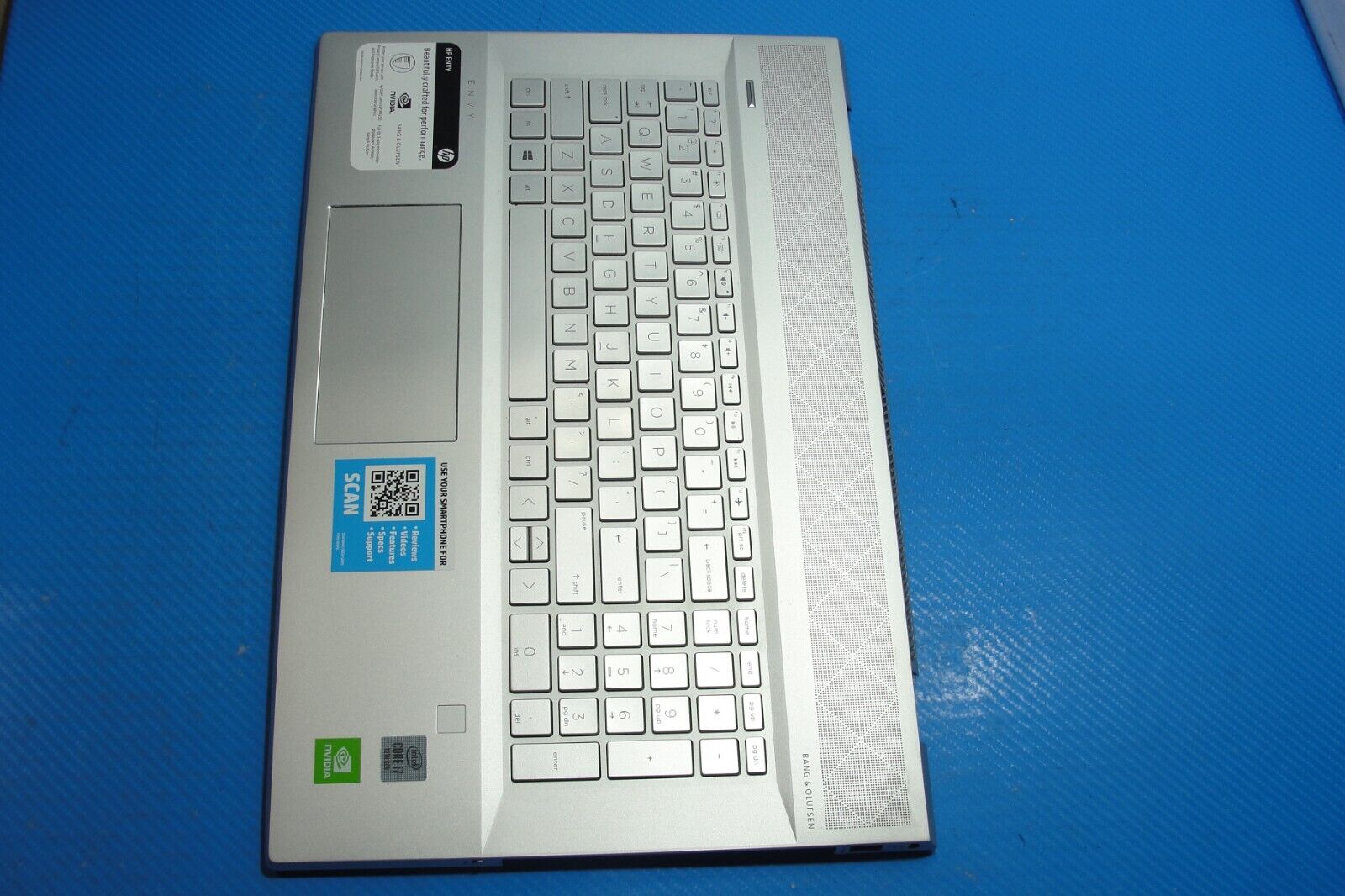 HP ENVY 17m-ce1013dx 17.3