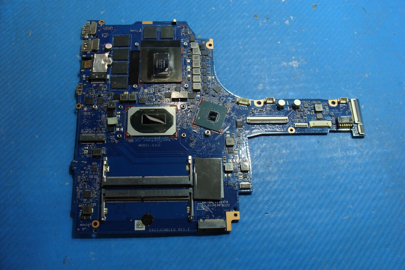 HP Pavilion 16-a0032dx 16.1