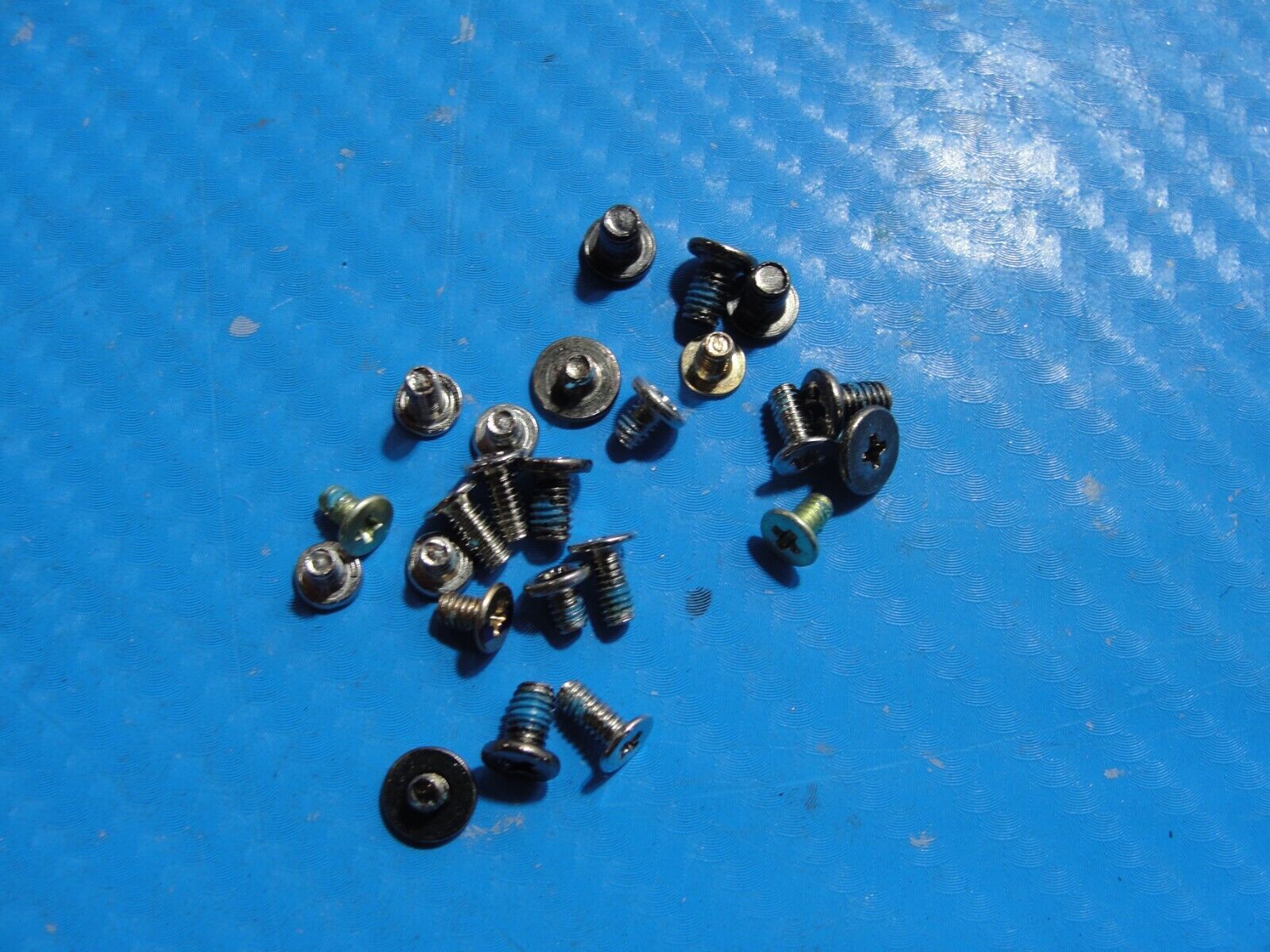 Lenovo ThinkPad 14” X1 Carbon 8th Gen OEM Screw Set Screws for Repair ScrewSet