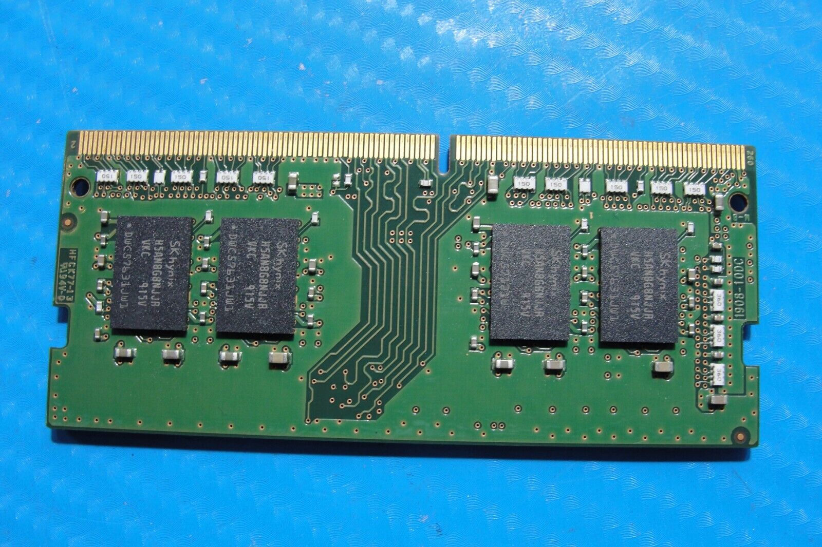 Dell 7400 SK Hynix 8GB 1Rx8 PC4-2666V Memory RAM SO-DIMM HMA81GS6JJR8N-VK