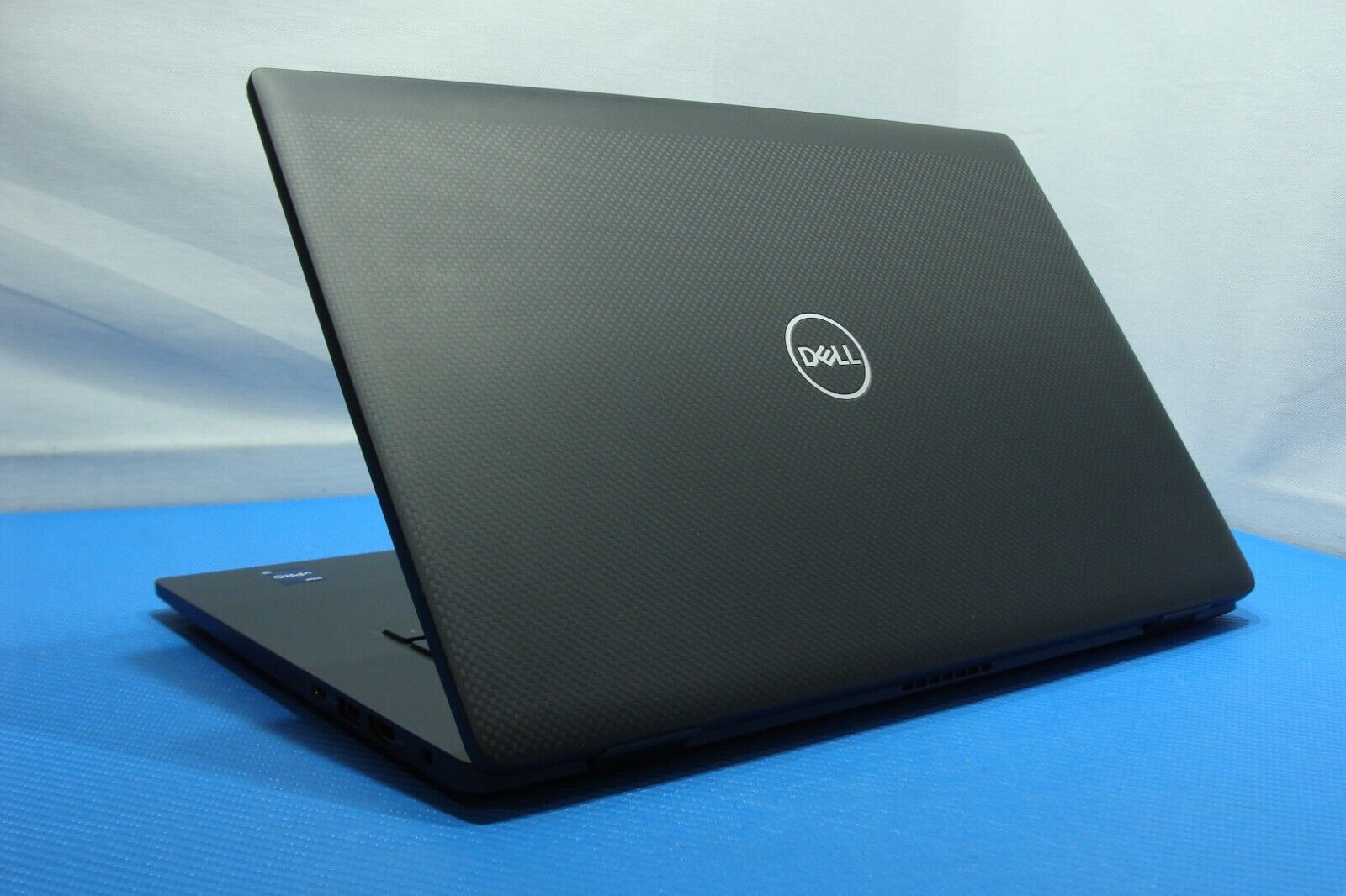 Dell Latitude 7530  Laptop 15.6