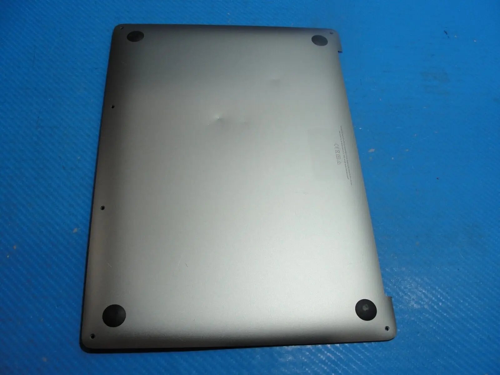 MacBook Pro A2338 13