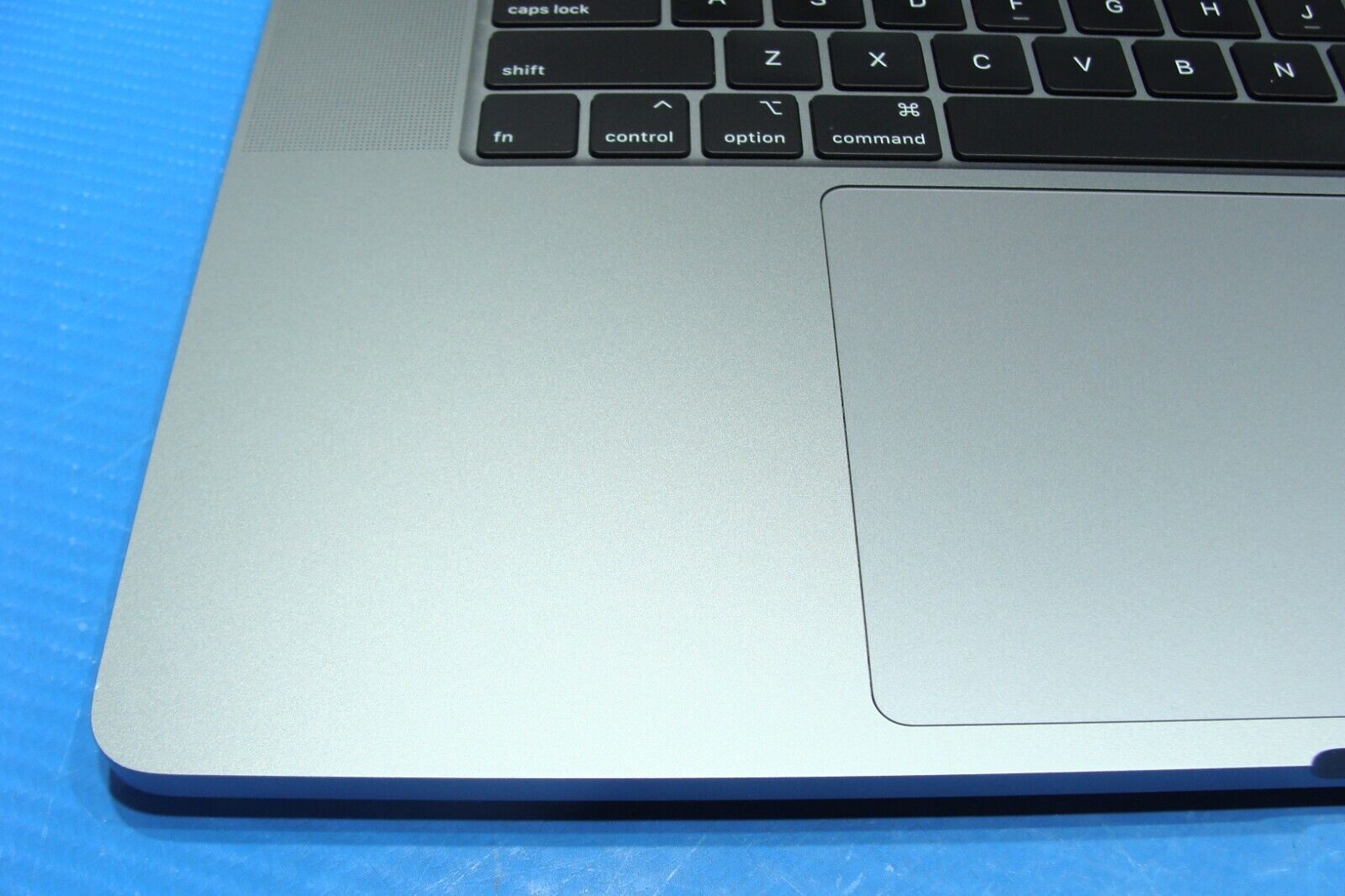 Apple MacBook Pro A2141 16