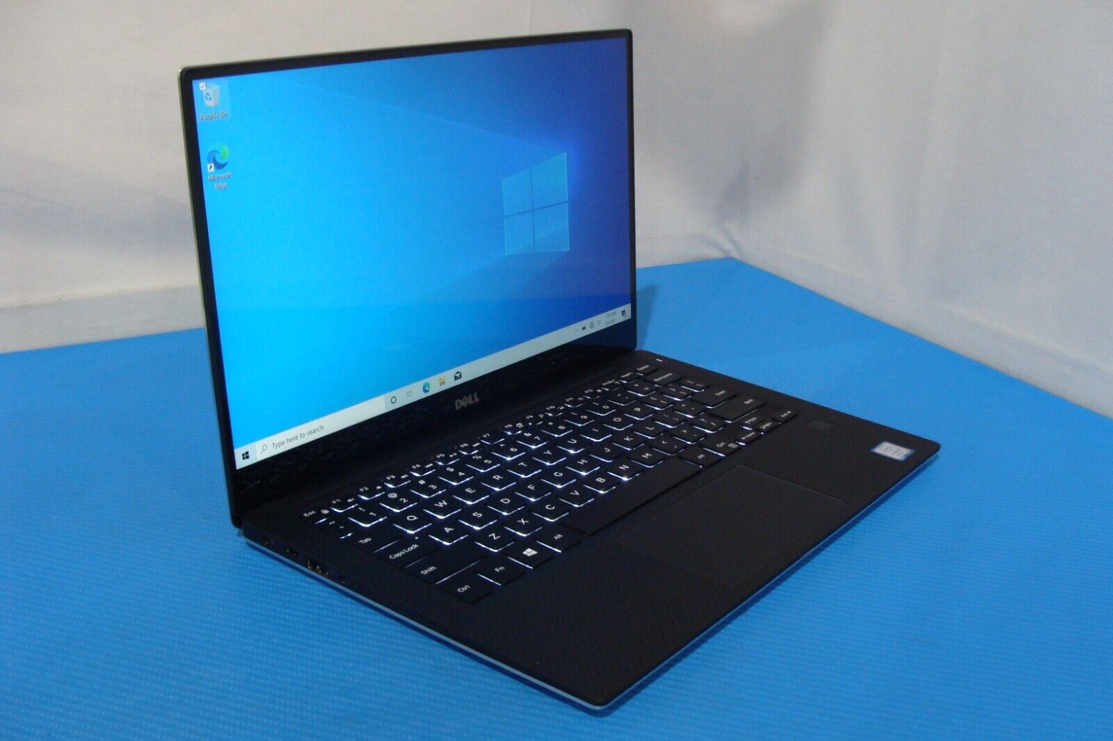 Dell XPS 13 9360 Laptop 13.3