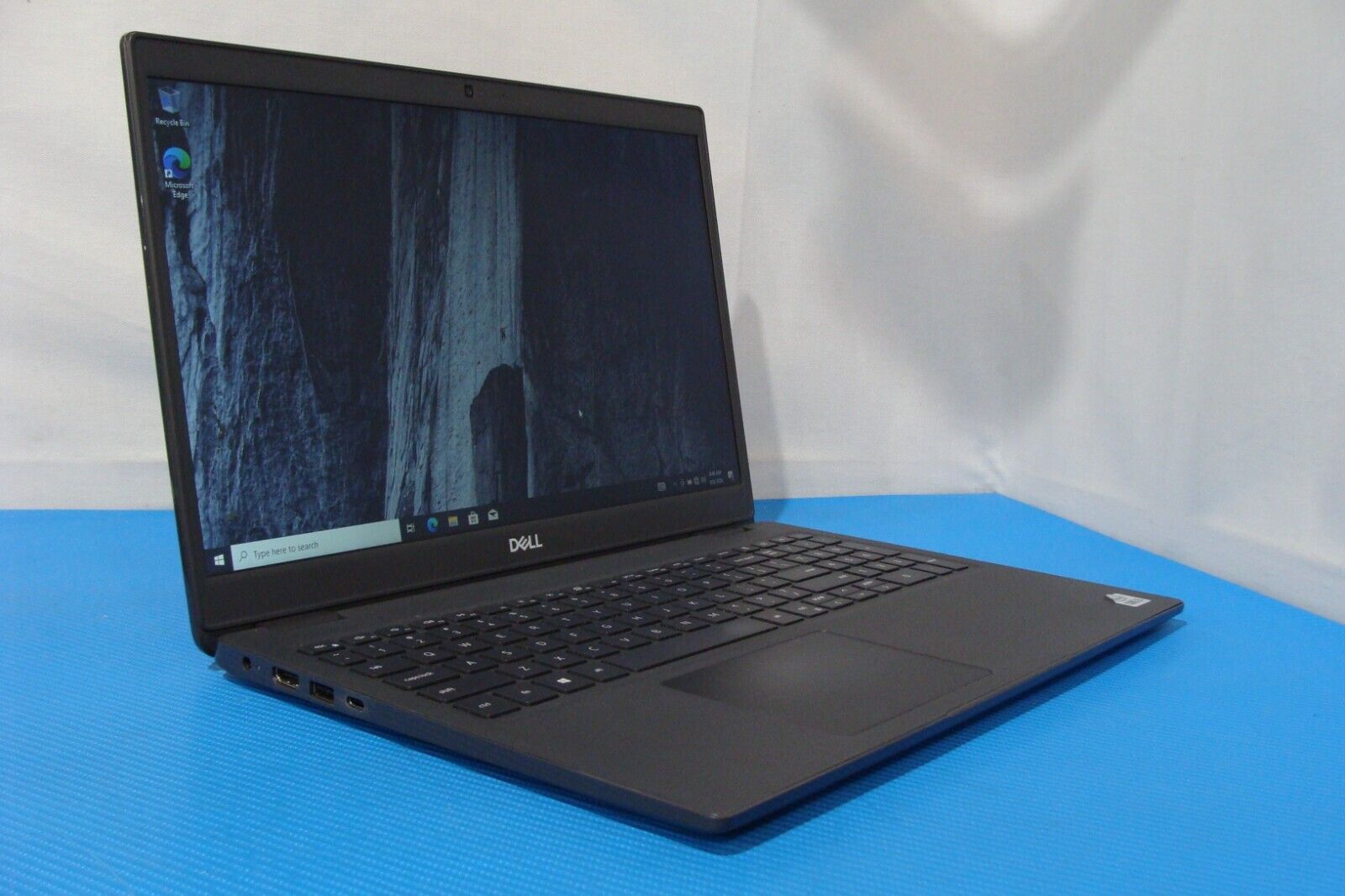 Dell Latitude  3510 15.6