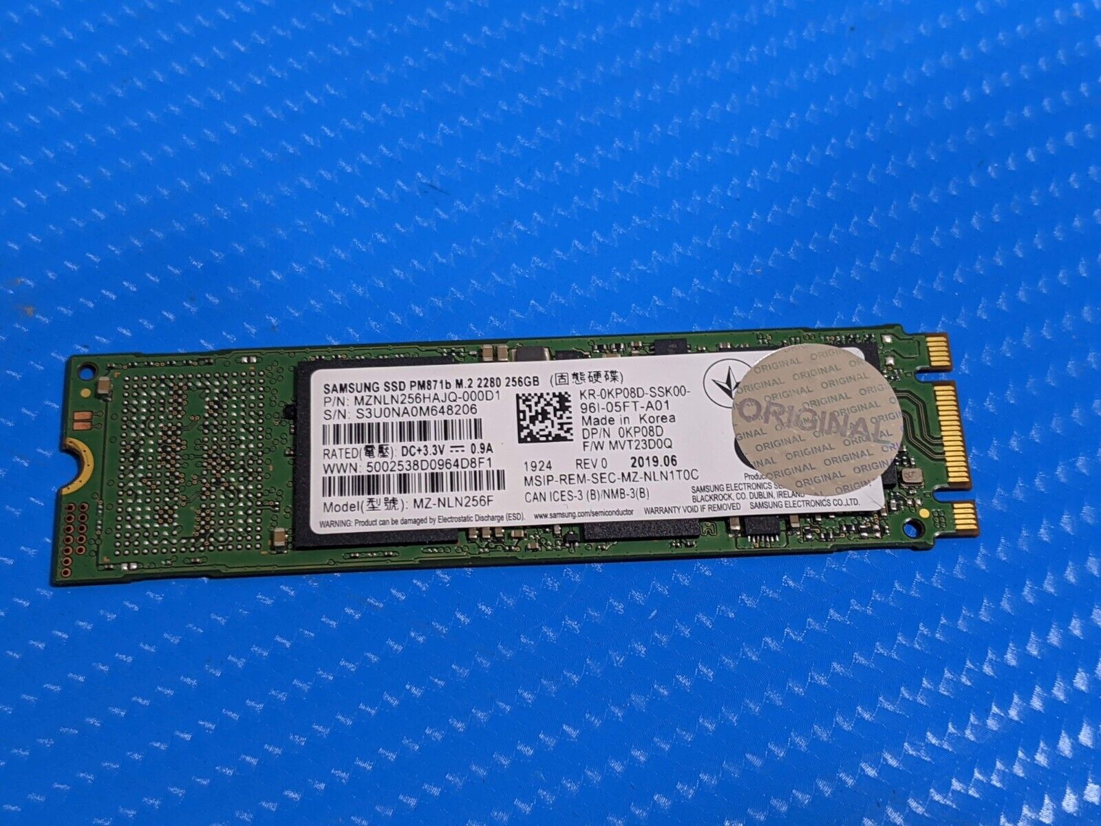 Dell 5510 Samsung 256GB SATA M.2 SSD Solid State Drive MZNLN256HAJQ-000D1 KP08D