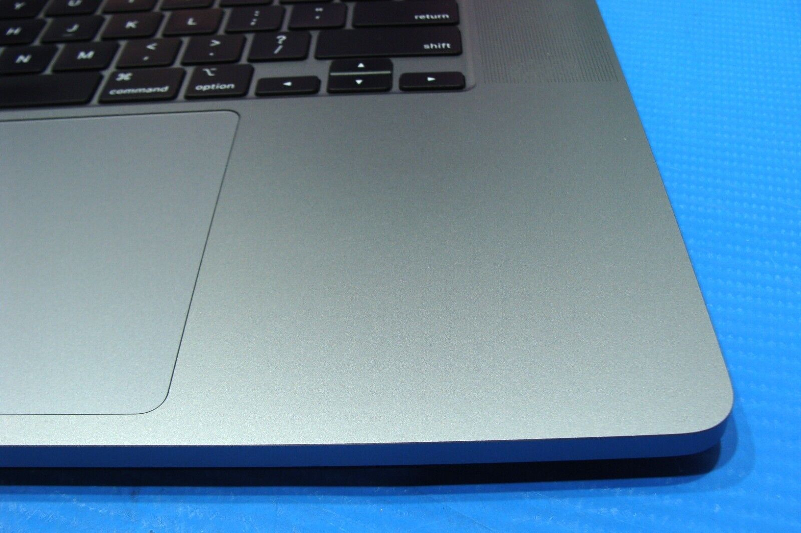 Apple MacBook Pro A2141 16