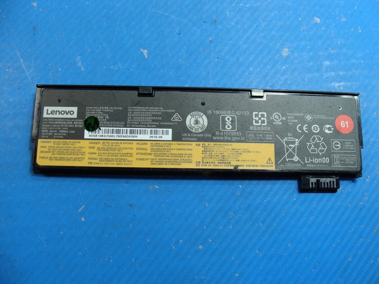 Lenovo ThinkPad 15.6” T580 Genuine Laptop Battery 11.4V 24Wh 1950mAh 01AV490