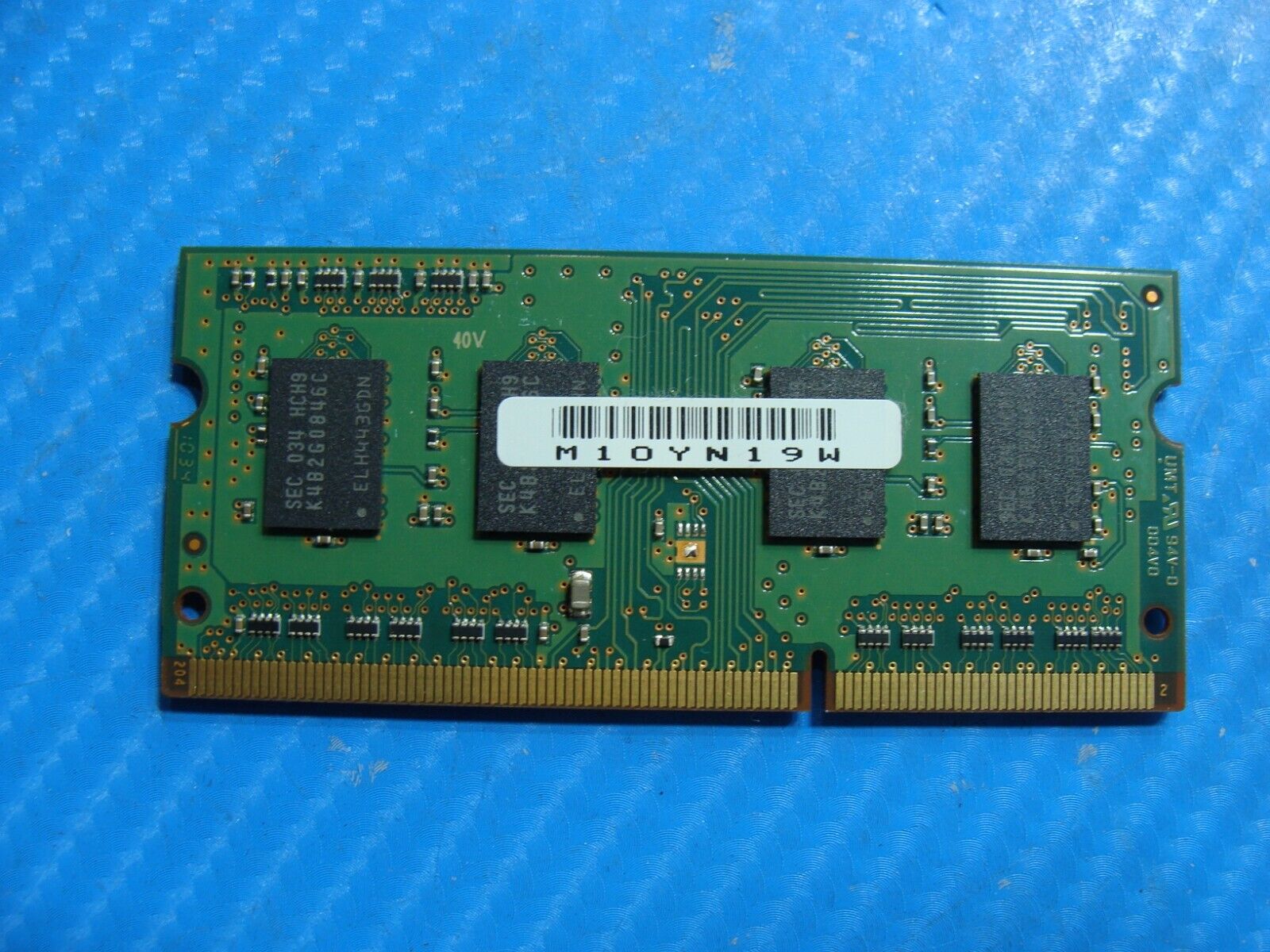 Toshiba R705 So-Dimm Samsung 2GB 1Rx8 Memory RAM PC3-10600S M471B5773CHS-CH9