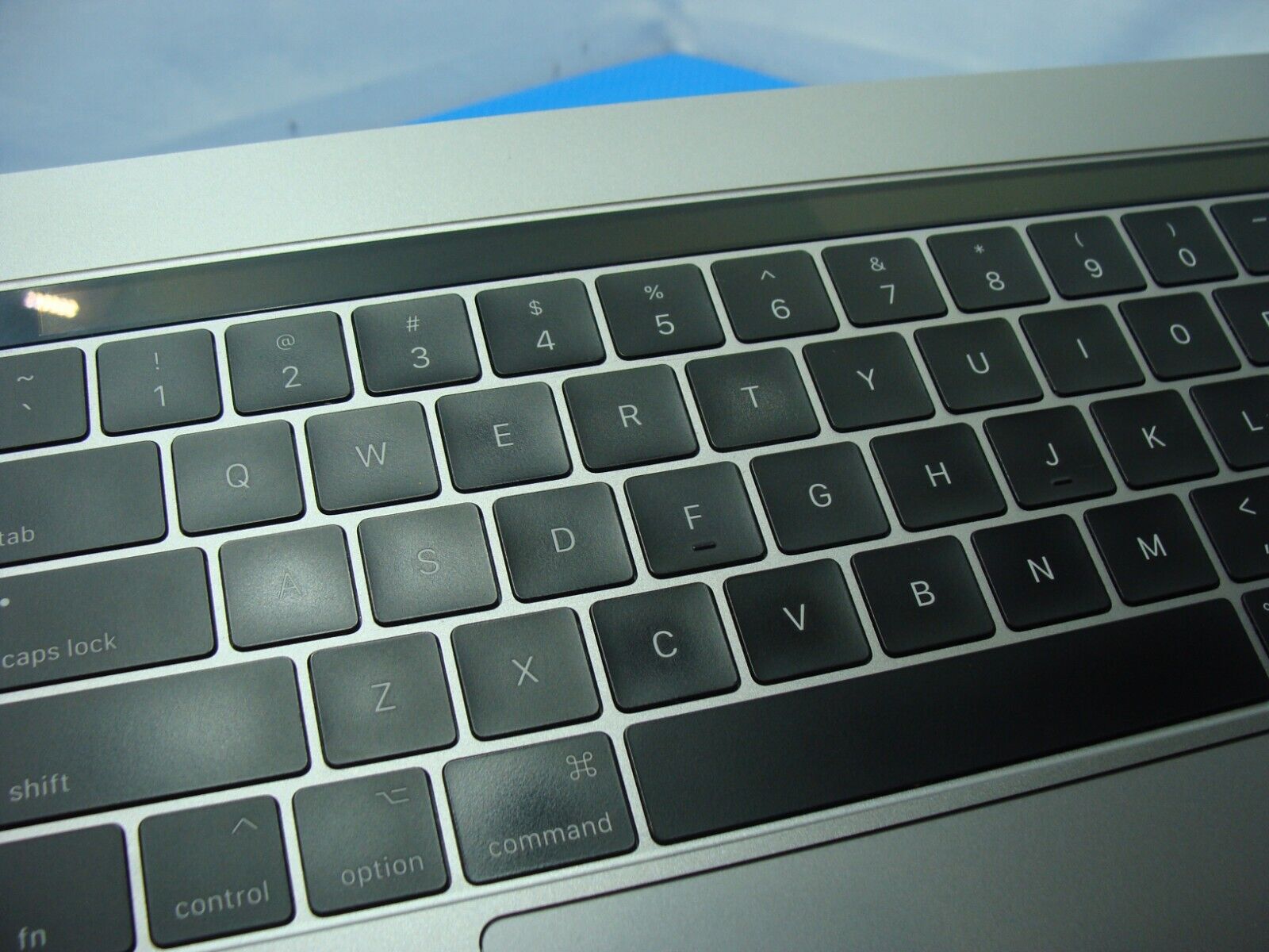 MacBook Pro A1707 15