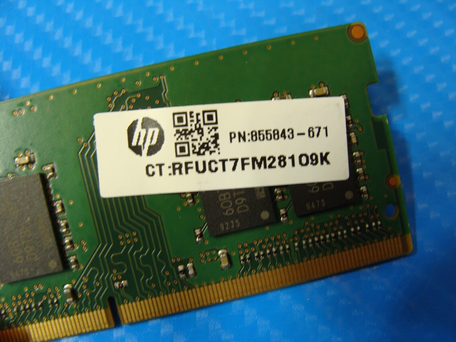 HP 17 7778 Micron 8GB 1Rx8 PC4-2400T Memory RAM SO-DIMM MTA8ATF1G64HZ-2G3B1