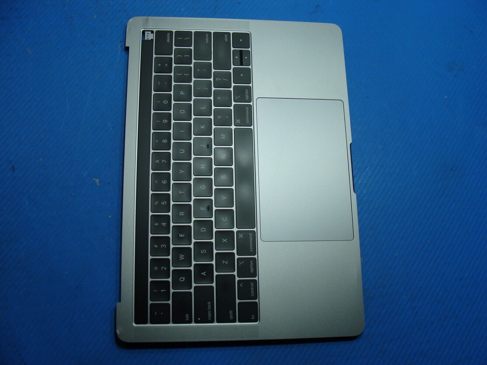 MacBook Pro A1989 13